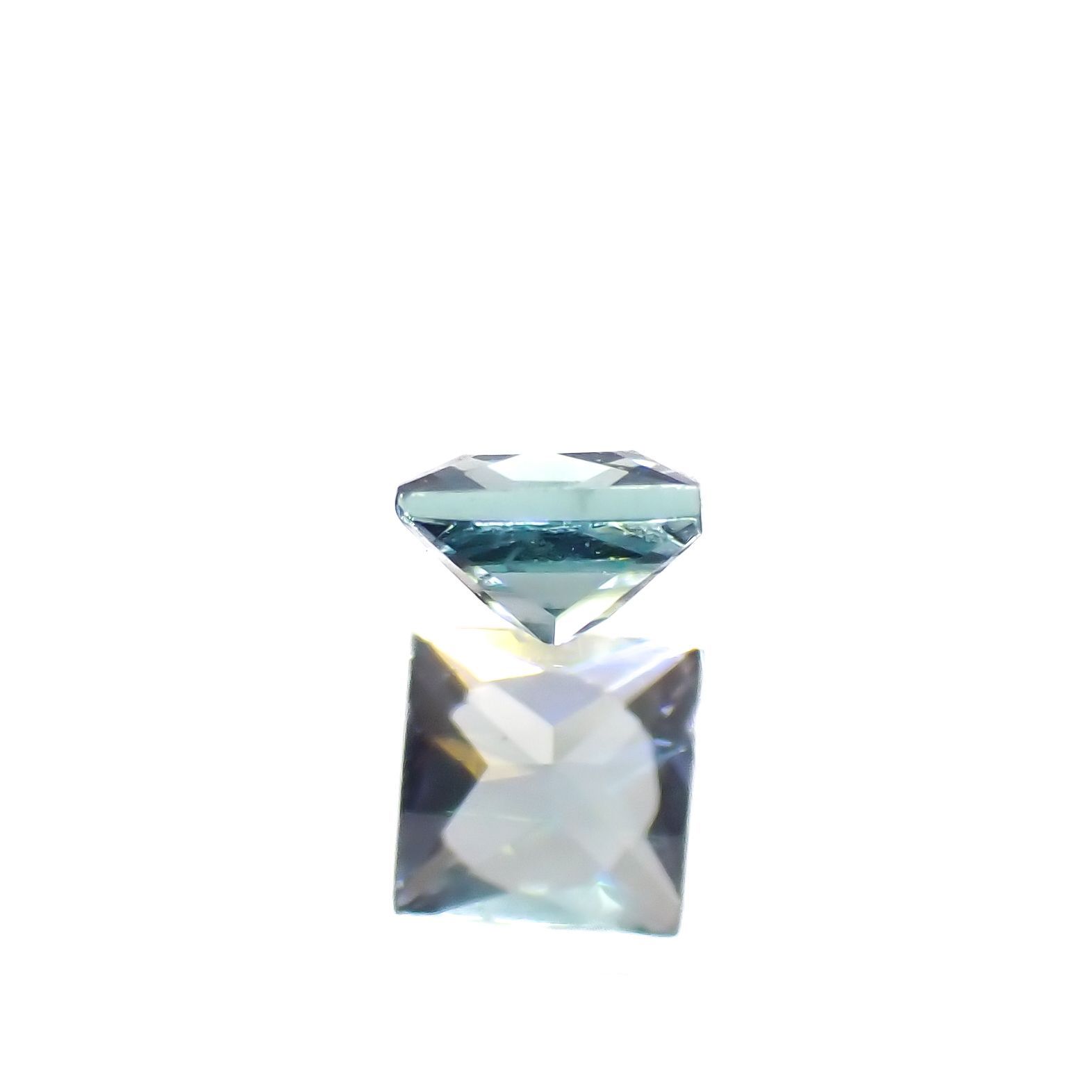 ◇プリンセスカット◇ブルーグリーンコーネルピン(宝石名コーネルピン)タンザニア産 0.080ct 識別済[221219238]2.1x2.2mm前後