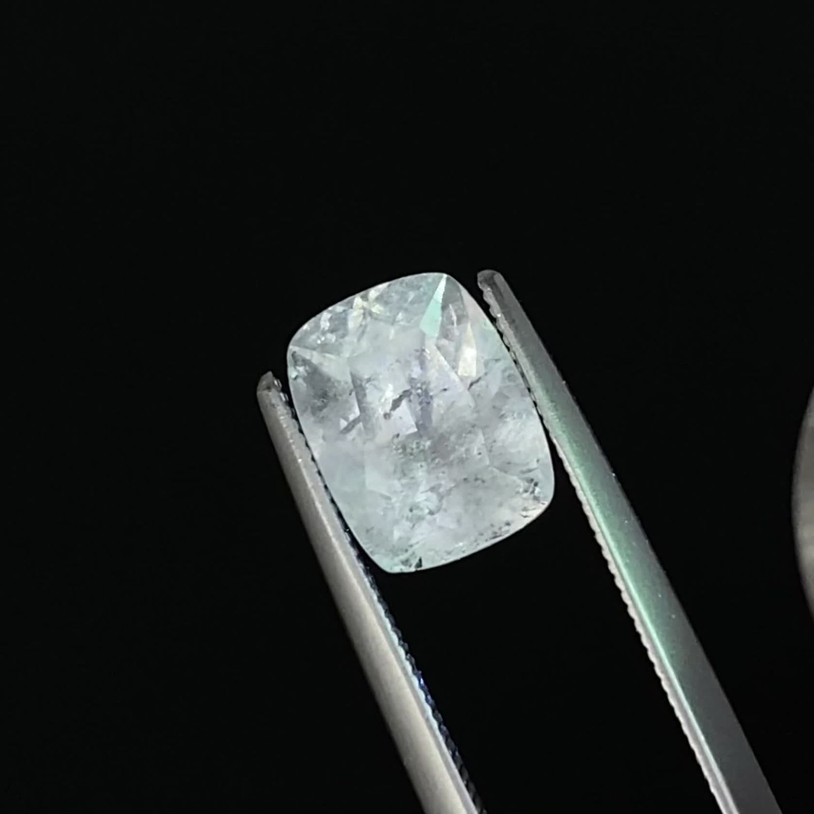 マグネサイト(宝石名マグネサイト)カナダ産 2.268ct ソ付(日独