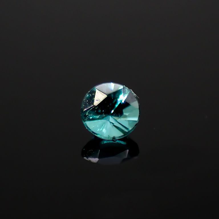 パライバトルマリン ブラジル産 0.027ct[220616512]1.8x1.8mm前後