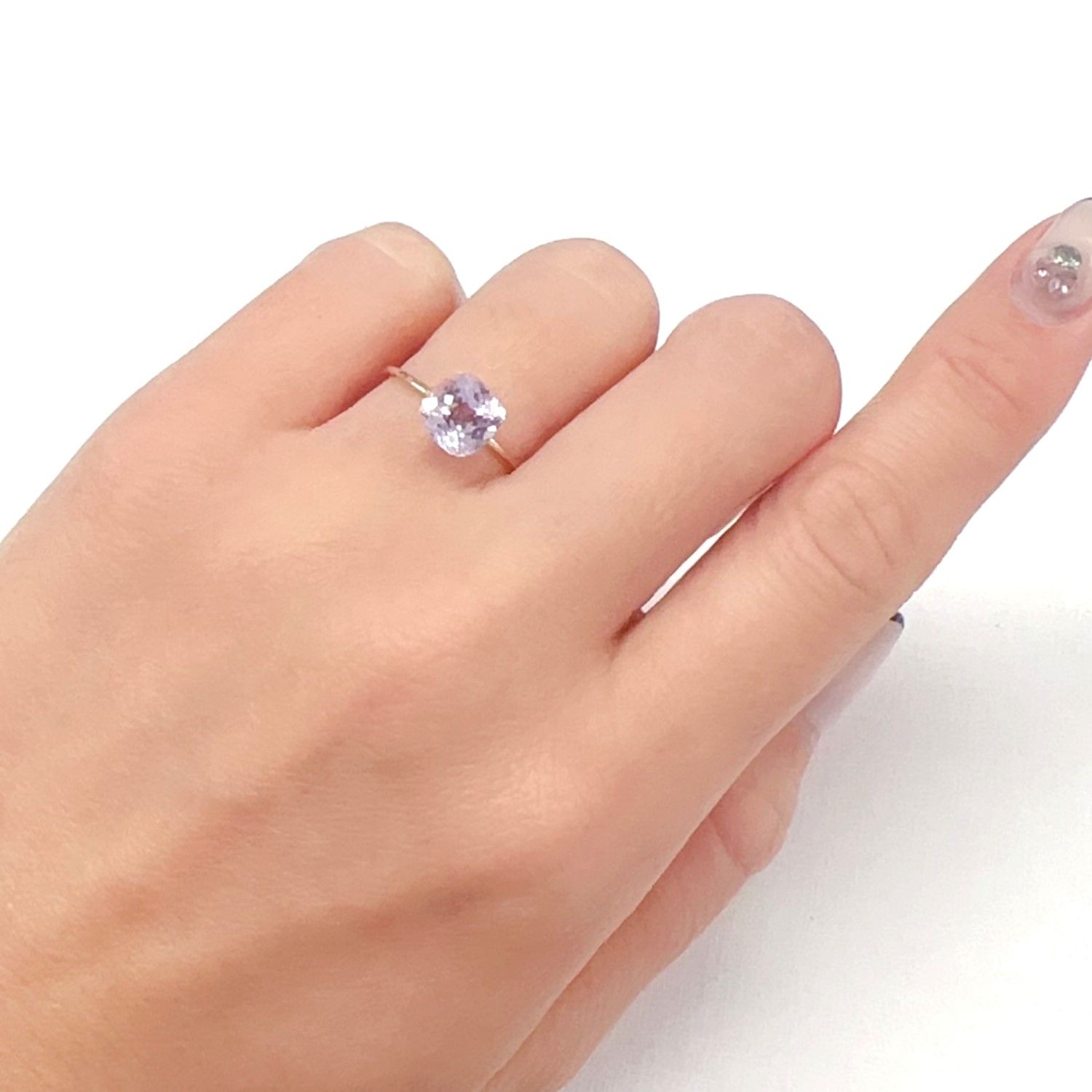 クンツァイト アフガニスタン産 1.97ct[231224786]7.2x7.1mm前後