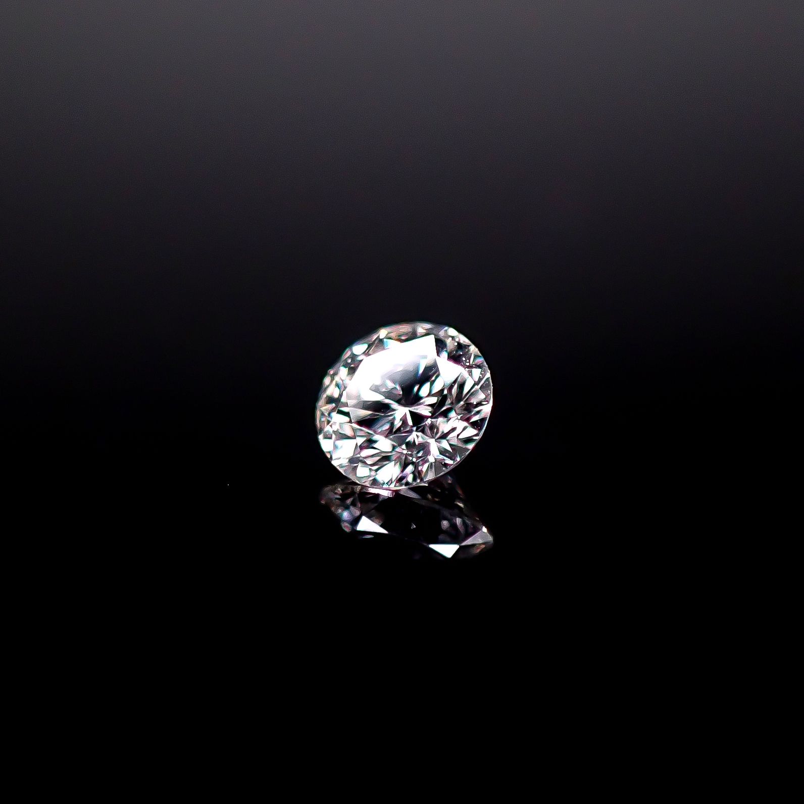 ダイヤモンド SI1-VS ハート&キューピッド 0.046ct / 2.3x2.3mm前後 [251031182]