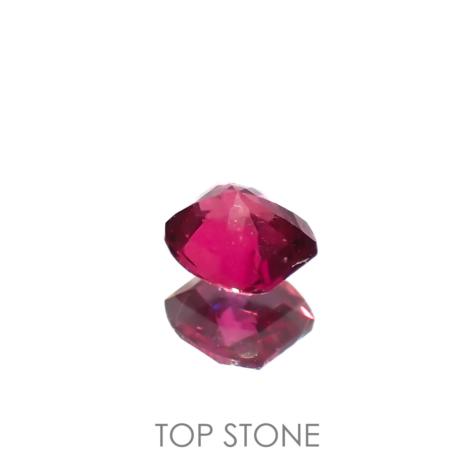 ルビー モザンビーク/ビルマ産 0.15ct[220616210]2.8x2.7mm前後