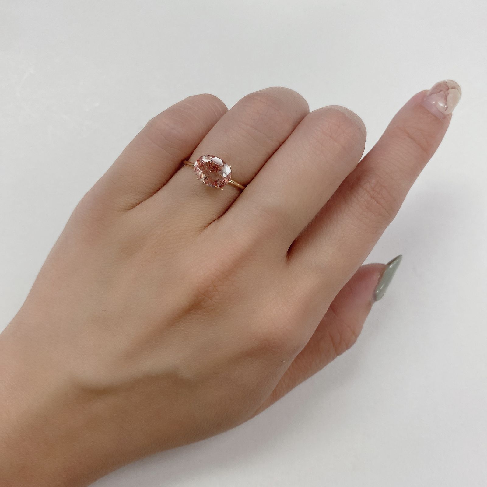 ファイヤークォーツ ナイジェリア産 ルース 1.46ct[210410209]8.9×6.9mm前後