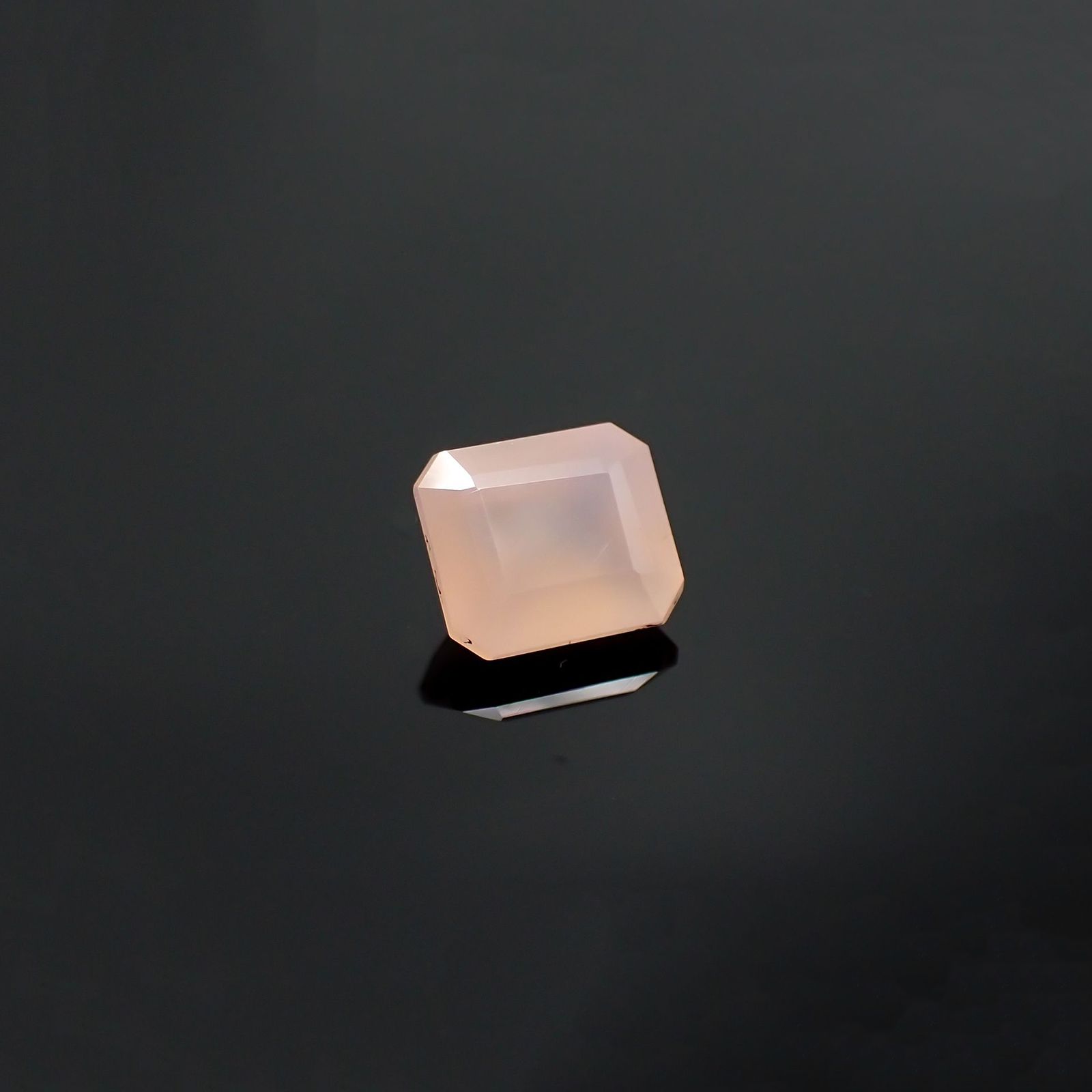 ピンクスミソナイト(宝石名ピンク・スミソナイト) メキシコ産 2.340ct ソ付(彩珠)[210711449]7.4×6.5mm前後