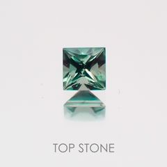 ◇プリンセスカット◇カラーチェンジガーネット(アレキタイプ) マダガスカル・ベキリー産産 ルース 0.11ct[21059878]2.7×2.7mm前後