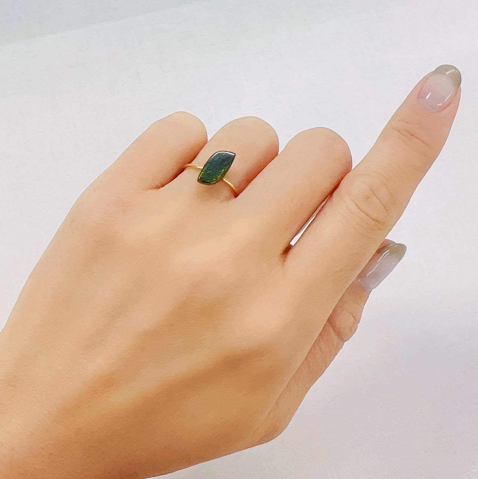 ◇フリーフォーム◇アンモライト トリプレット カナダ産 1.73ct[230823121]12.3x6.6mm前後