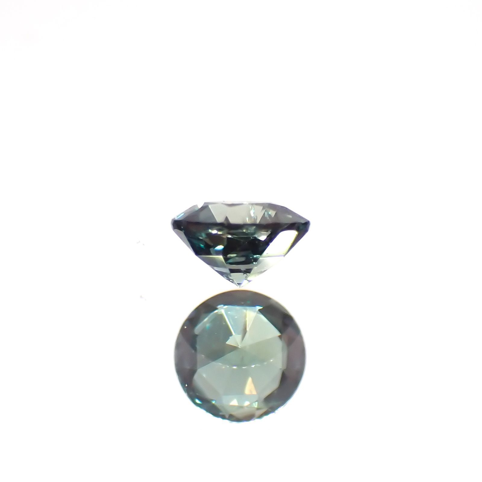アレキサンドライト(宝石名アレキサンドライト)ブラジル産/EmeraldMains社製 0.147ct ソ付(彩珠)[220516024]3.2x3.1mm前後