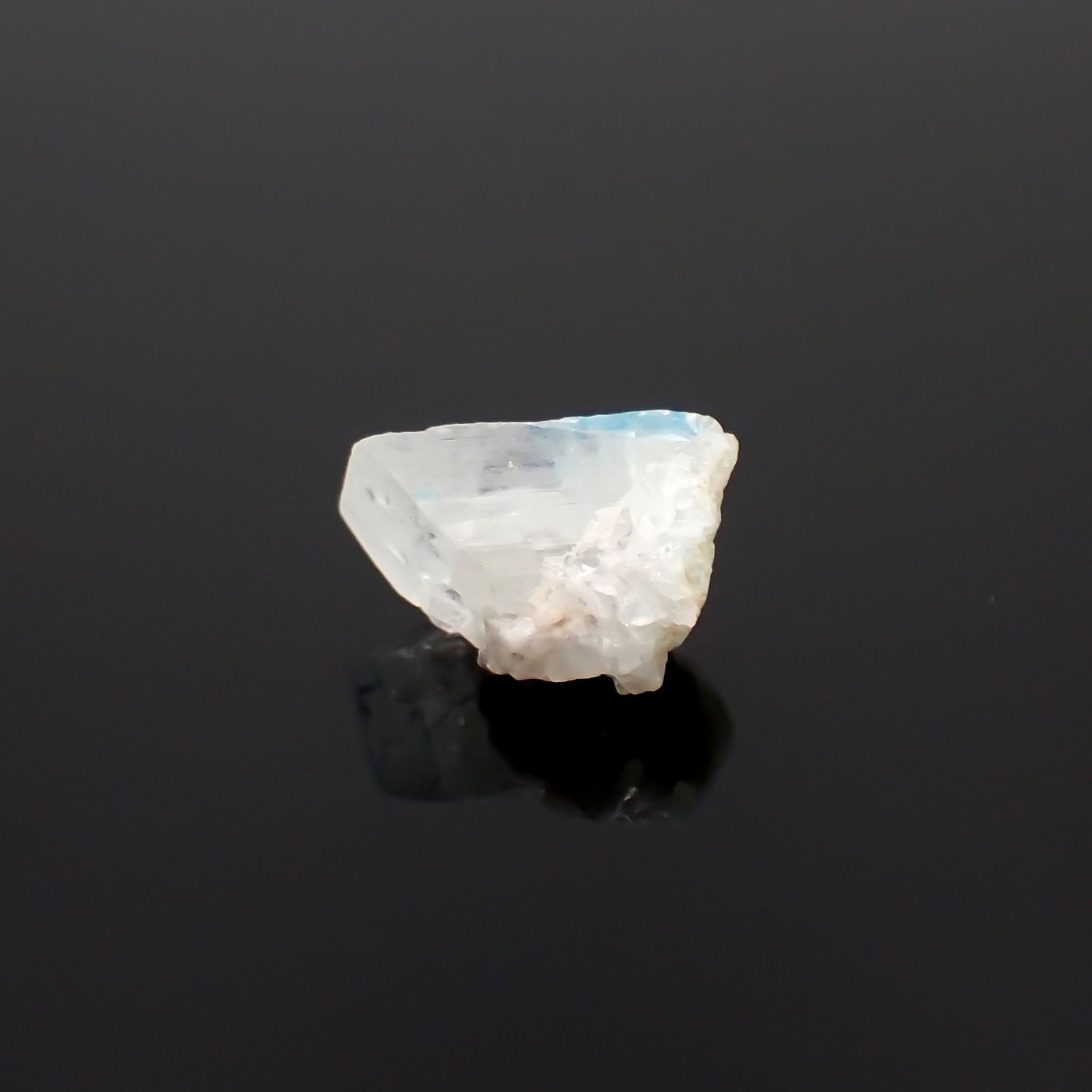 ユークレース 原石 ブラジル産 3.14ct[231023589]11.1x7.5mm前後