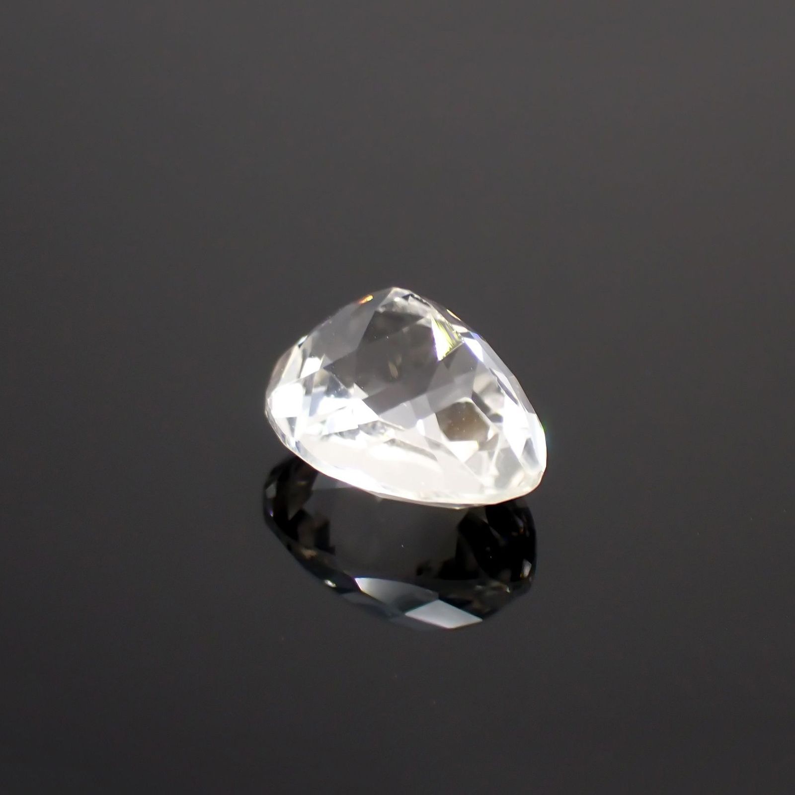 イエロースポジュミン(宝石名スポジュミン)アフガニスタン産 4.59ct 識別済[251113702]11x8.8mm前後