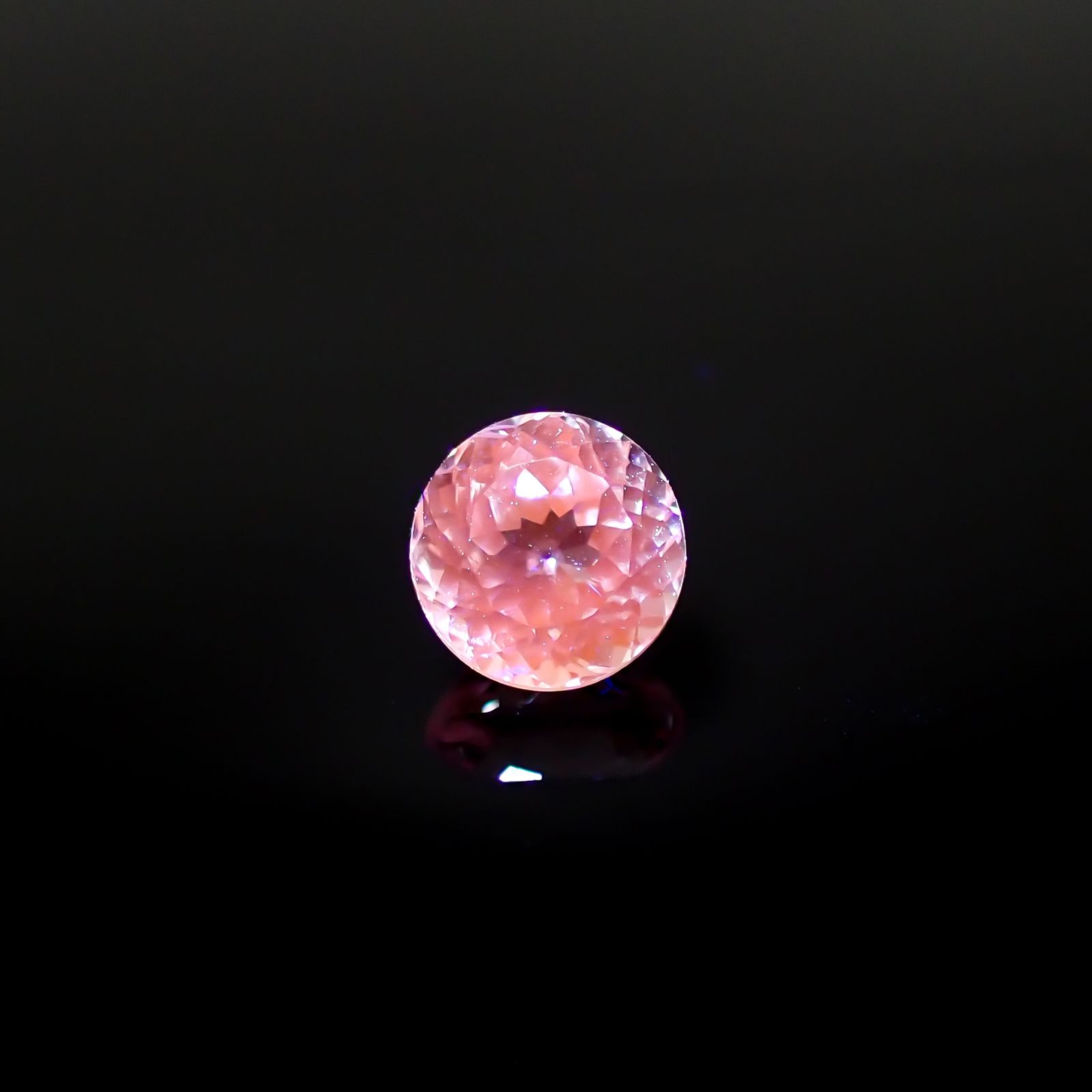 クンツァイト アフガニスタン産 1.13ct[240125353]6.1x6.1mm前後
