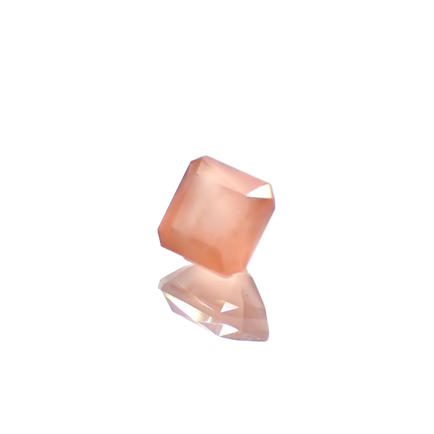 ロードクロサイト 日本・北海道産 0.36ct [240125337]3.7x3.7mm前後