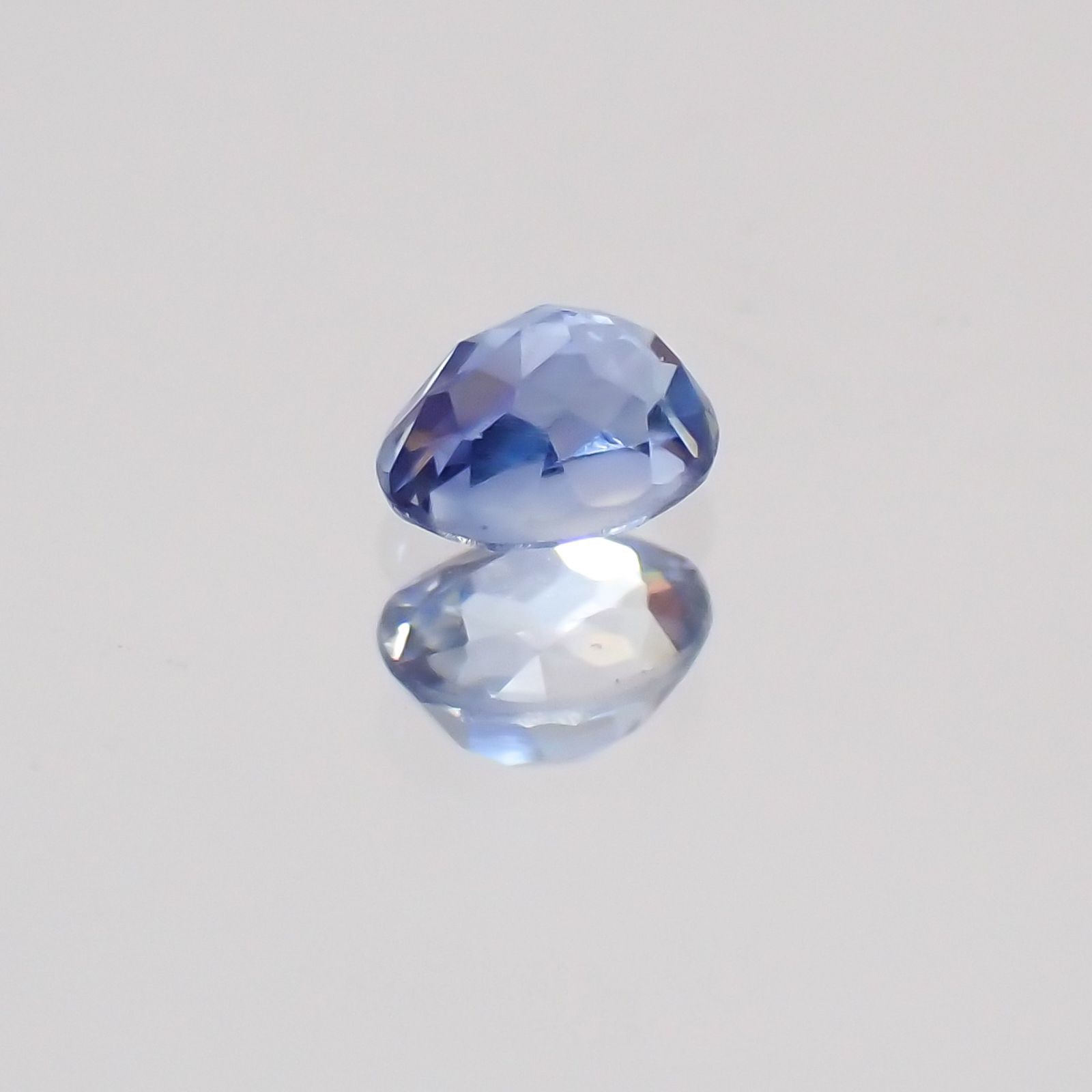 ベニトアイト(宝石名ベニトアイト) アメリカ・カリフォルニア産 0.13ct 識別済[20129264]3.3×2.6mm前後