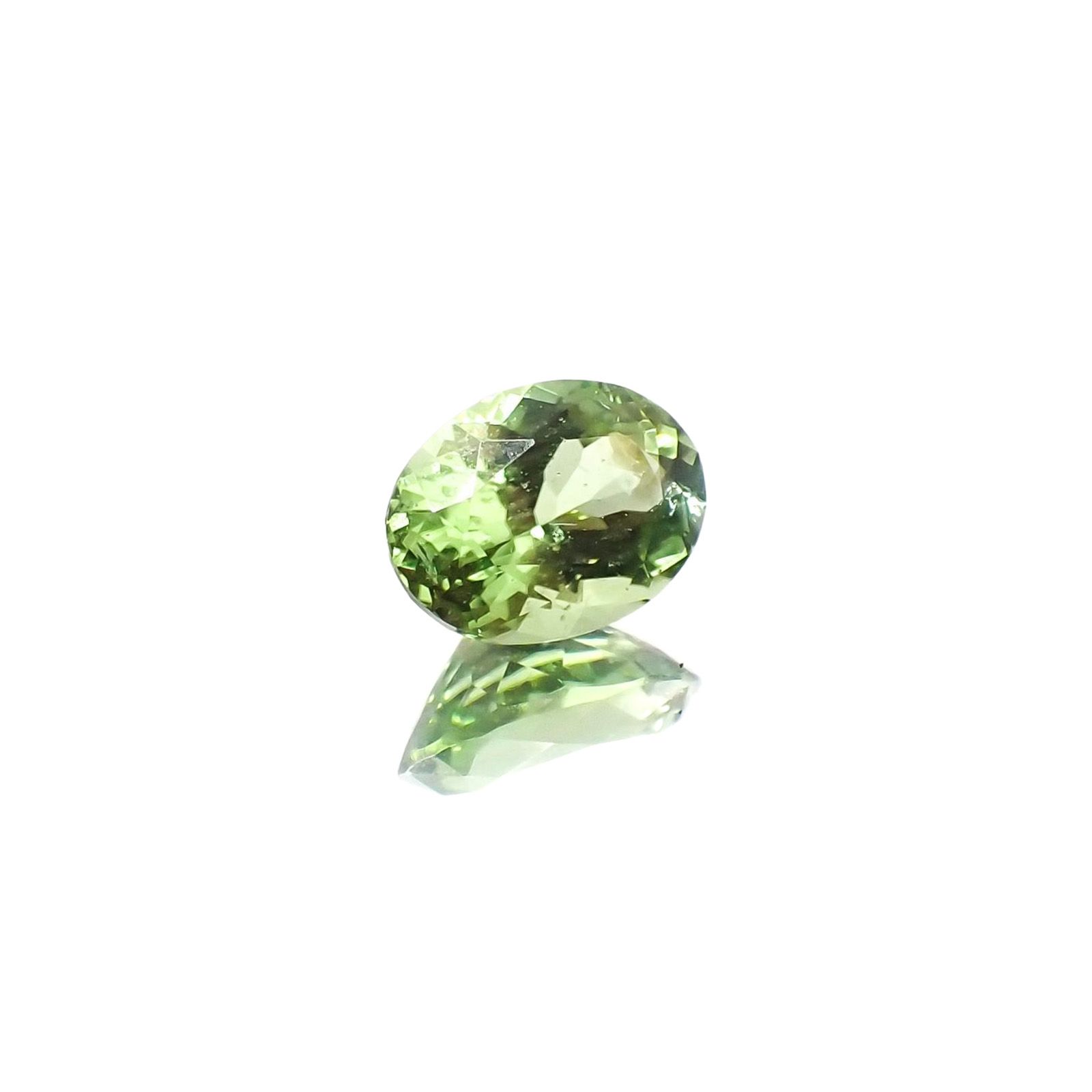 クロムトルマリン(宝石名クロム・トルマリン)タンザニア産 識別済 0.60ct / 6.3x4.6mm前後 [230823070]