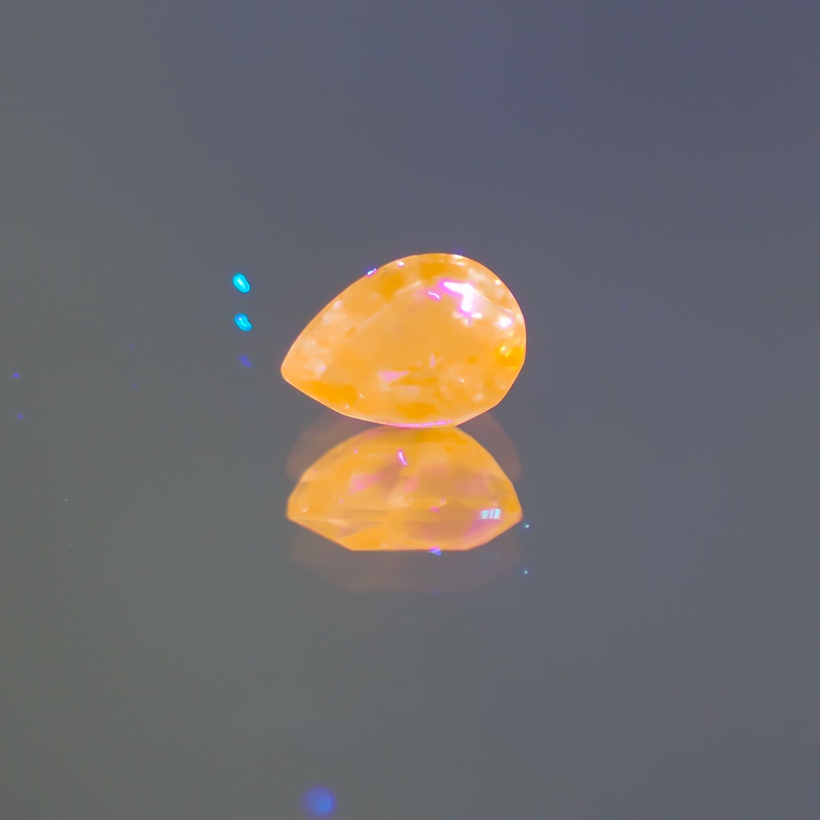 アウイナイト ドイツ産 ルース 0.2ct[210210029]4.6×3.3mm前後