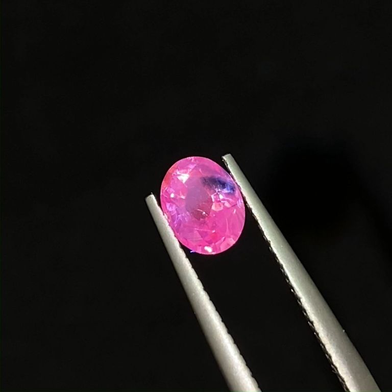 シルキーサファイア 非加熱 ベトナム産 0.77ct[221219596]6.1x4.7mm 