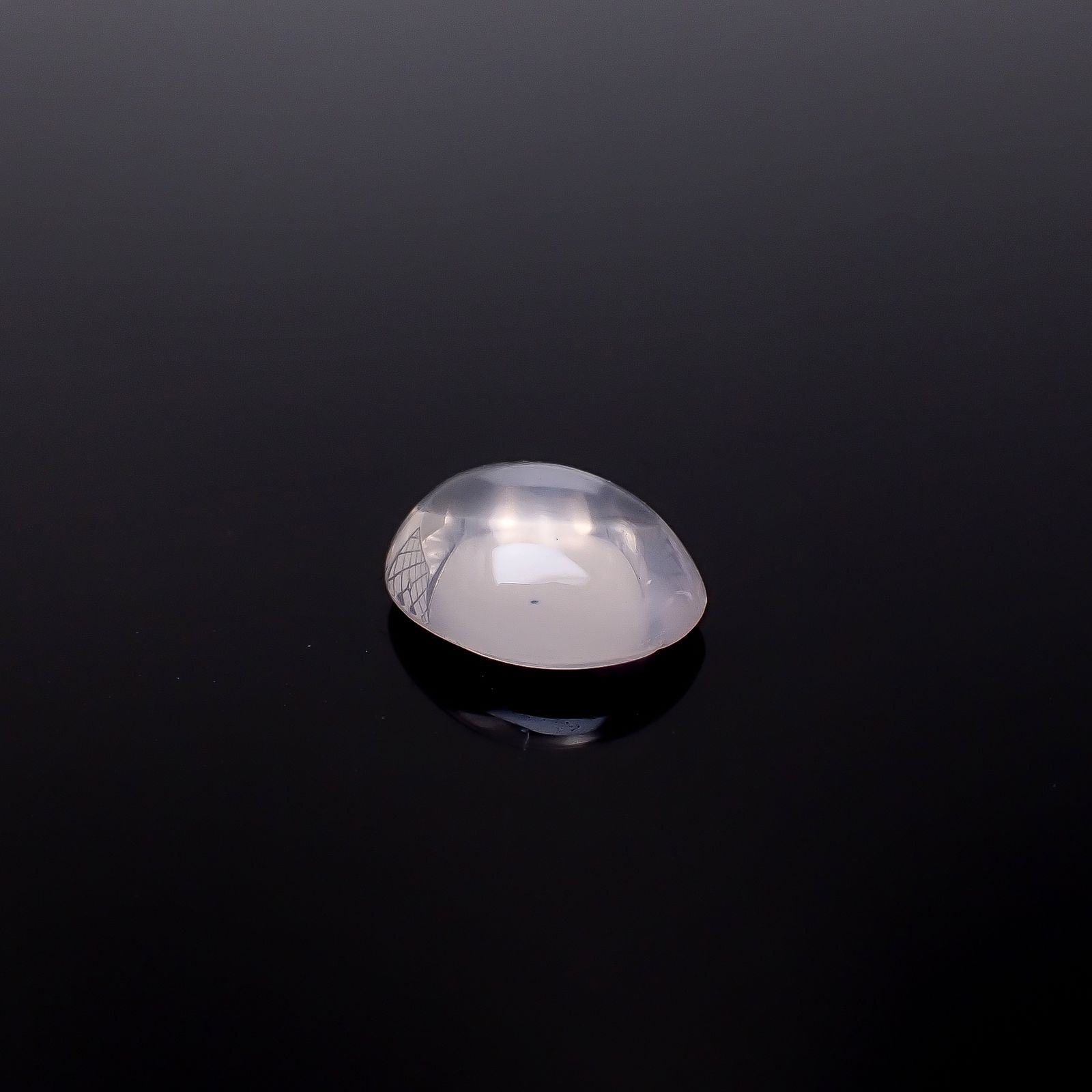 スターローズクォーツ マダガスカル産 2.32ct / 10.2x8.1mm前後 [250730820]