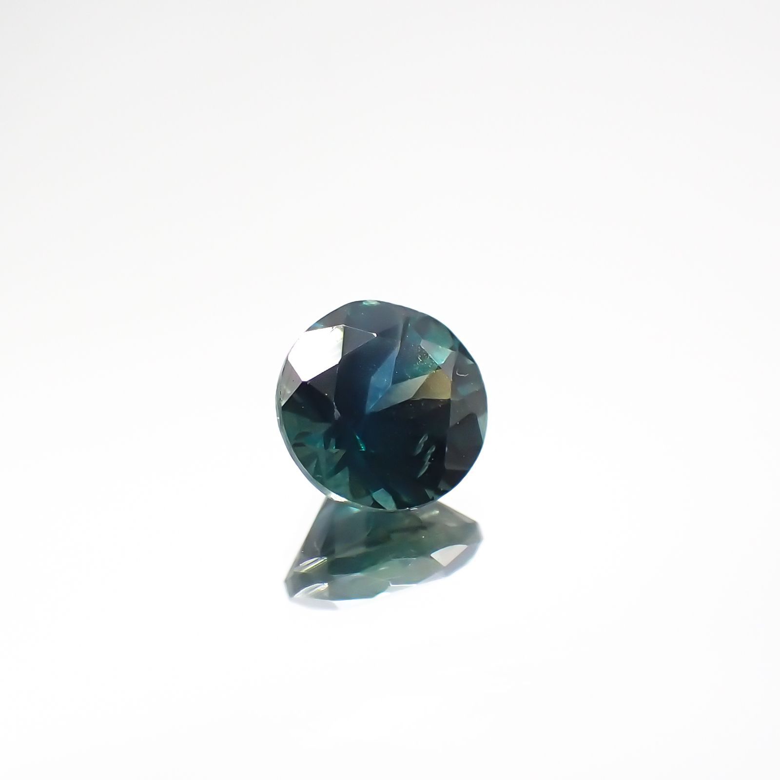 モンタナサファイア アメリカ合衆国産 ルース 0.64ct[210712109]5×5mm前後