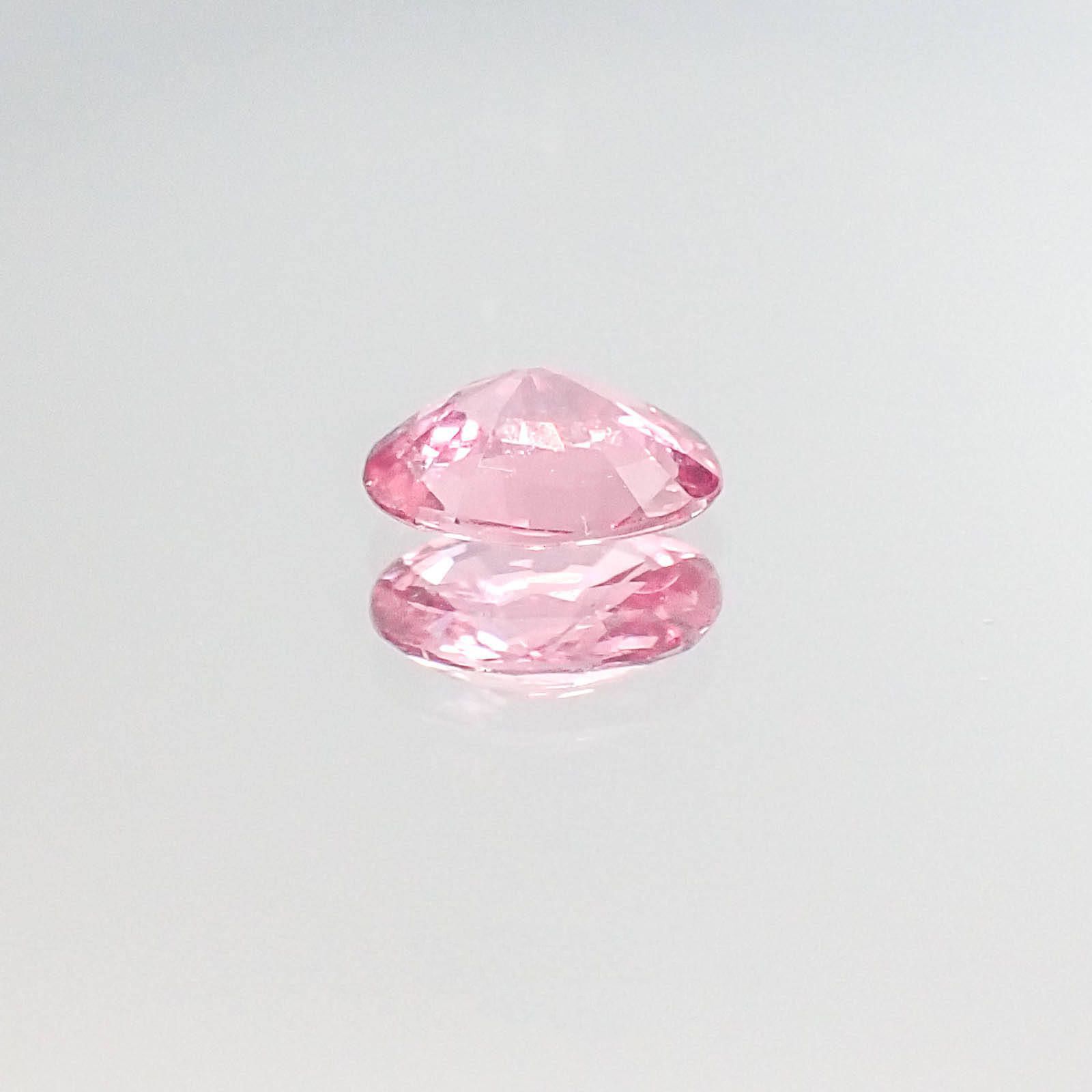 パパラチャサファイア スリランカ産 0.35ct DGL鑑付[20062899]5.1×4mm前後