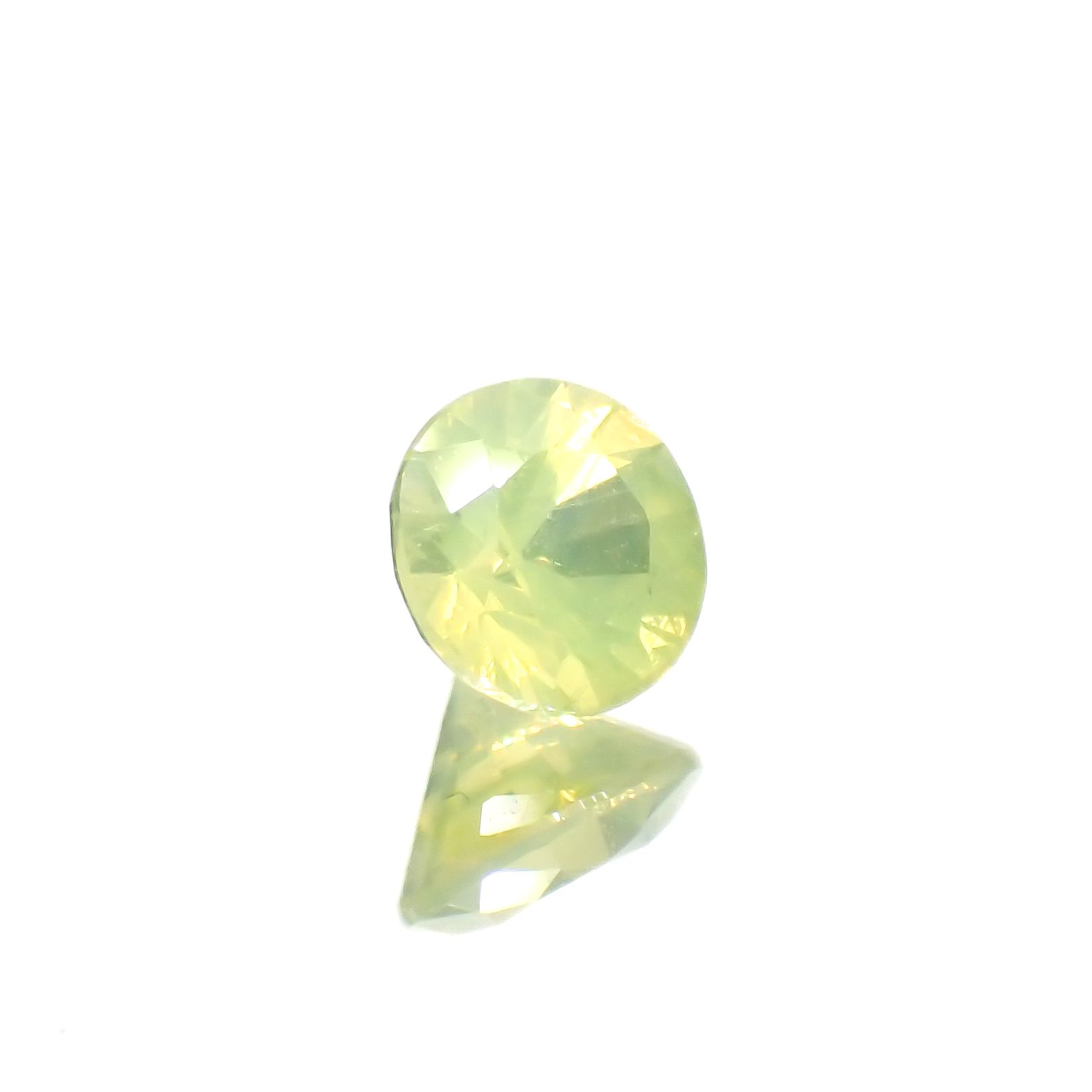 クリソベリル(宝石名クリソベリル)スリランカ産 0.23ct 識別済[230622494]3.6x3.6mm前後