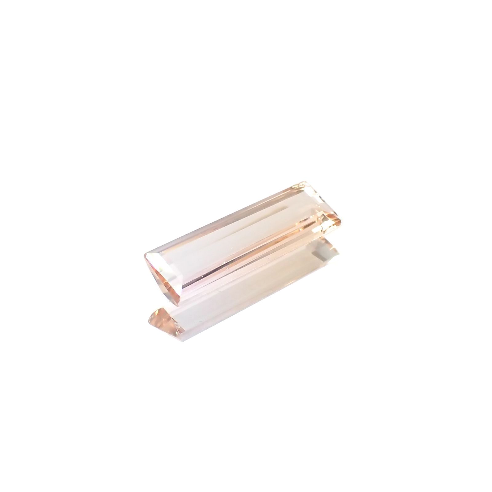 バイカラートパーズ ブラジル産 1.22ct / 12.3x3.9mm前後 [231023705]
