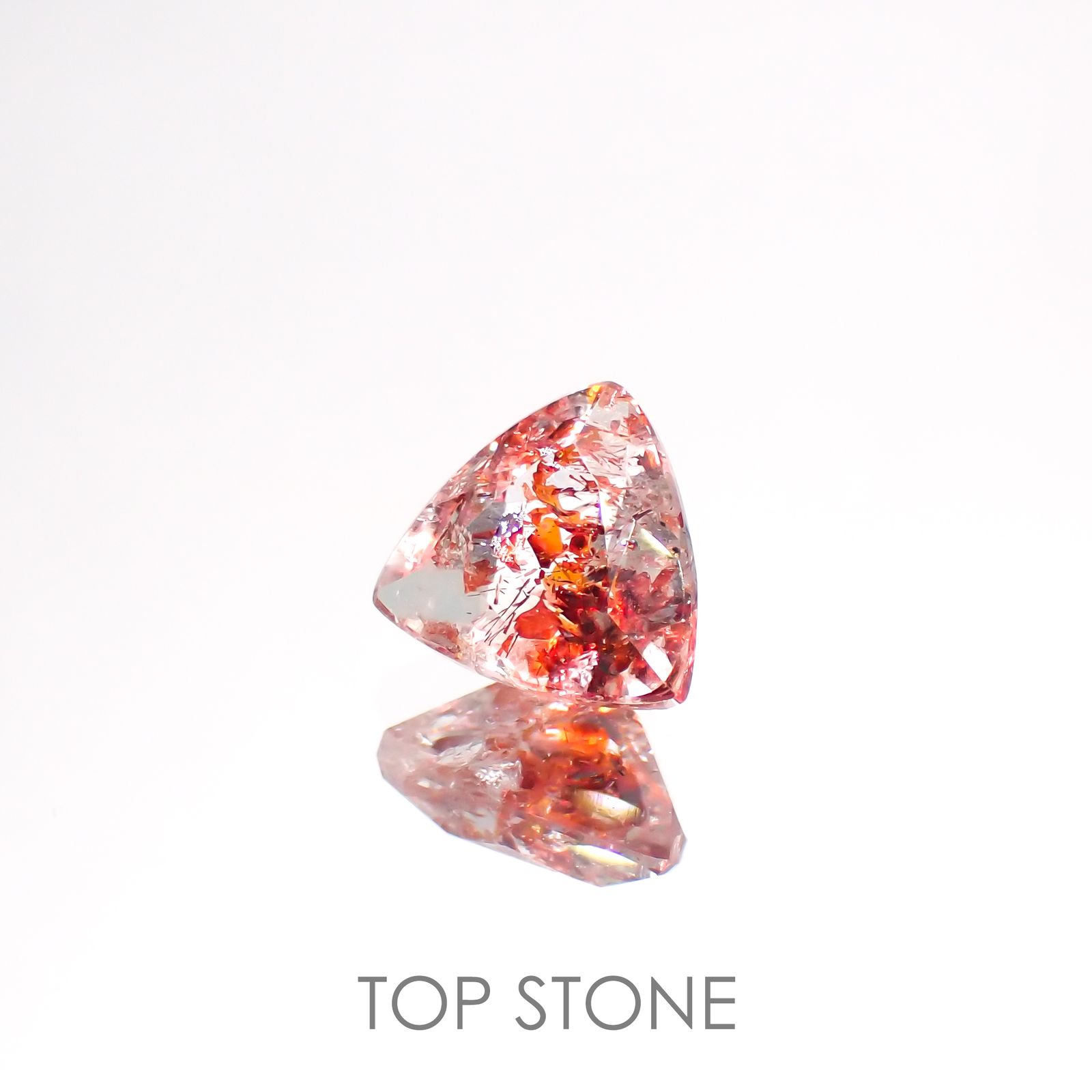 ファイヤークォーツ ナイジェリア産 1.44ct[220114743]7.8x7.5mm前後