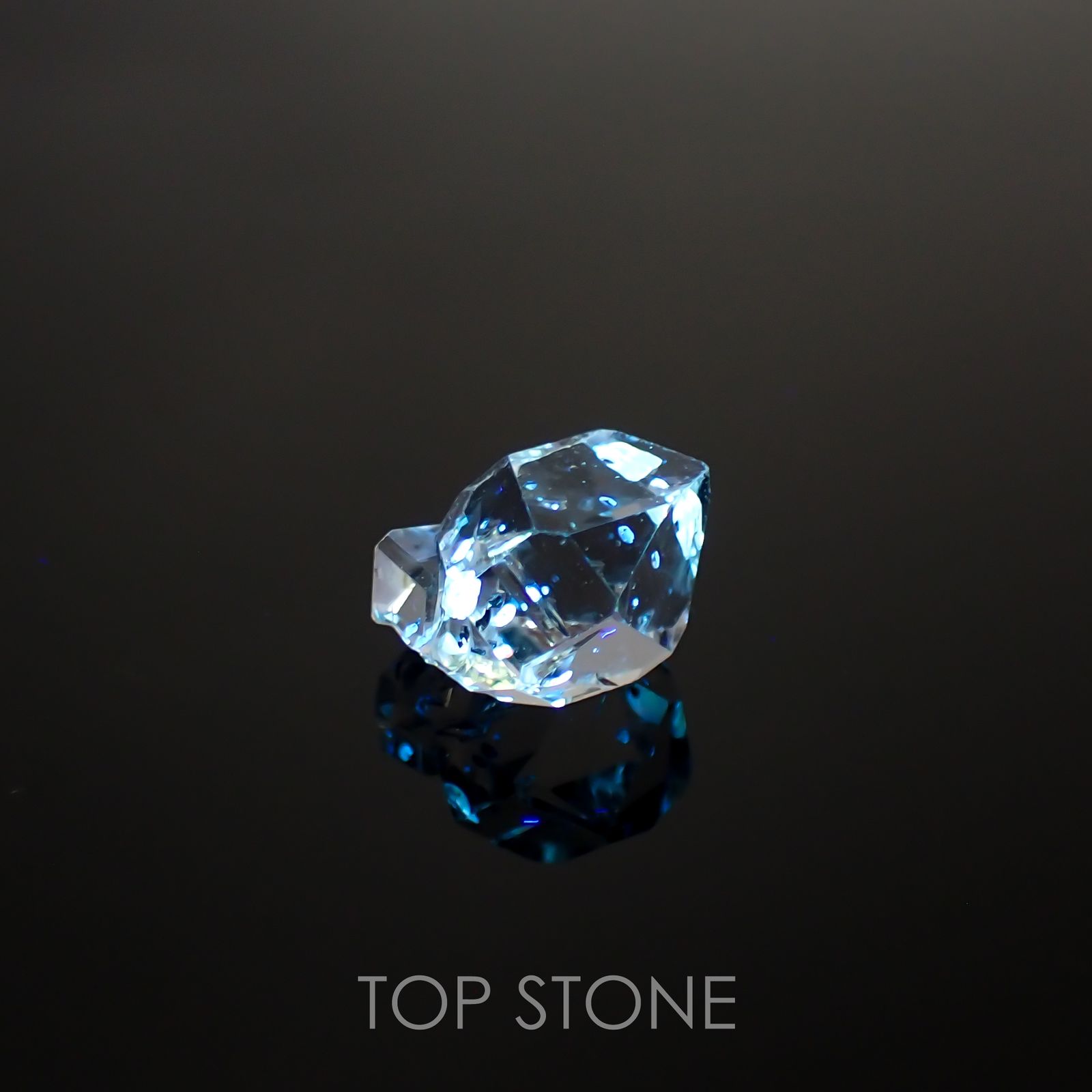 オイルインクォーツ原石 パキスタン産 5.58ct[210811431]12.9×9.8mm前後