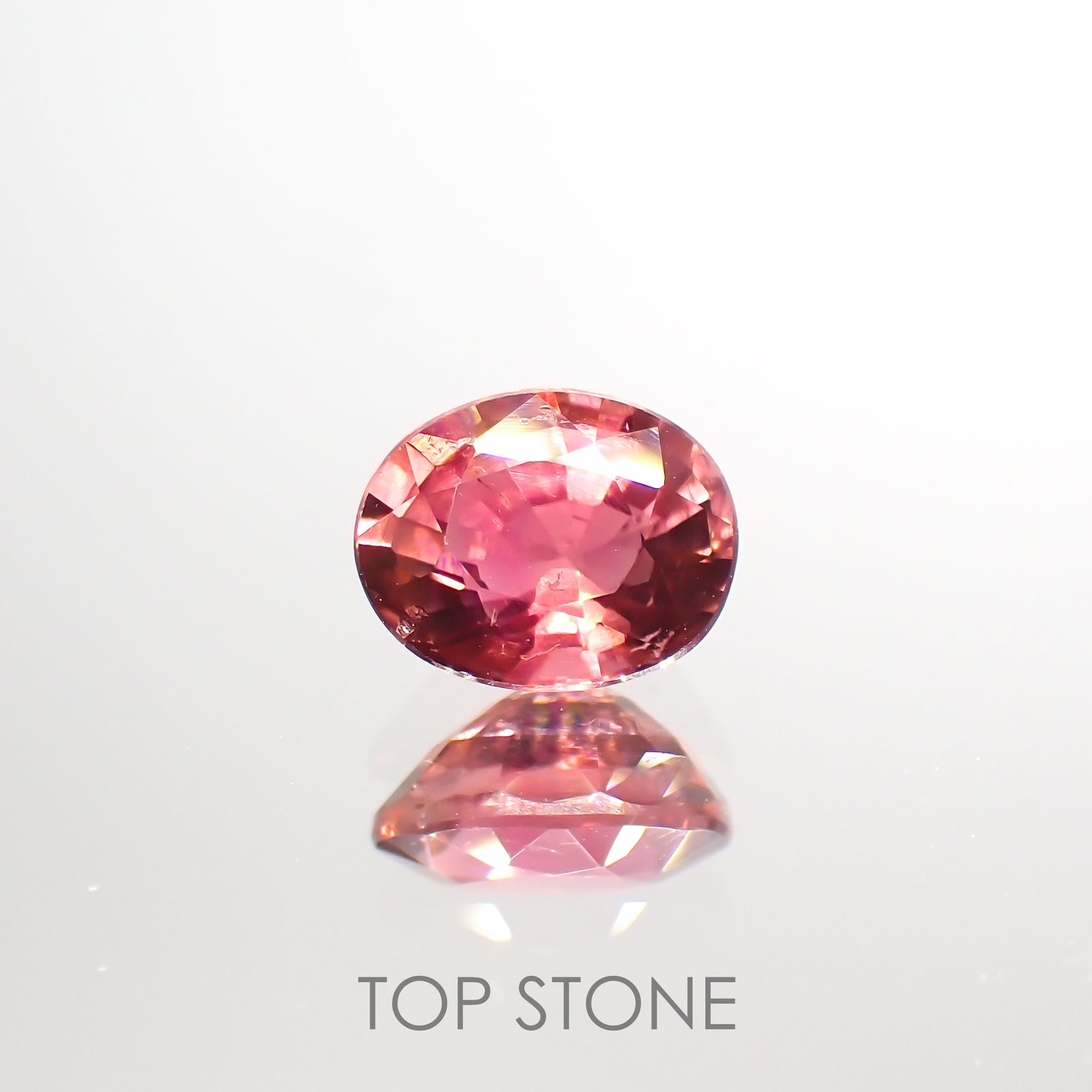 ローズピンクトルマリン(宝石名ピンク・トルマリン)ブラジル/アフリカ産 0.84ct 識別済[220114854]6.5x5.2mm前後