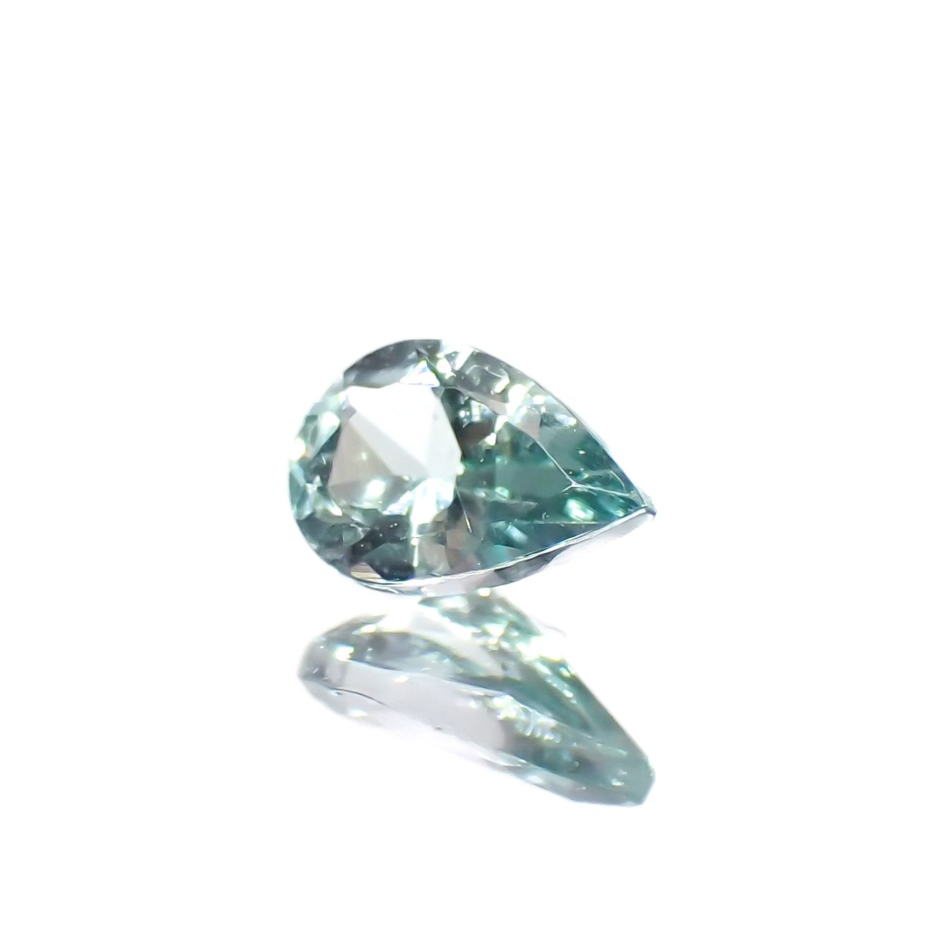 ブルーグリーンコーネルピン タンザニア産 0.15ct[230722855]4.3x2.9mm前後
