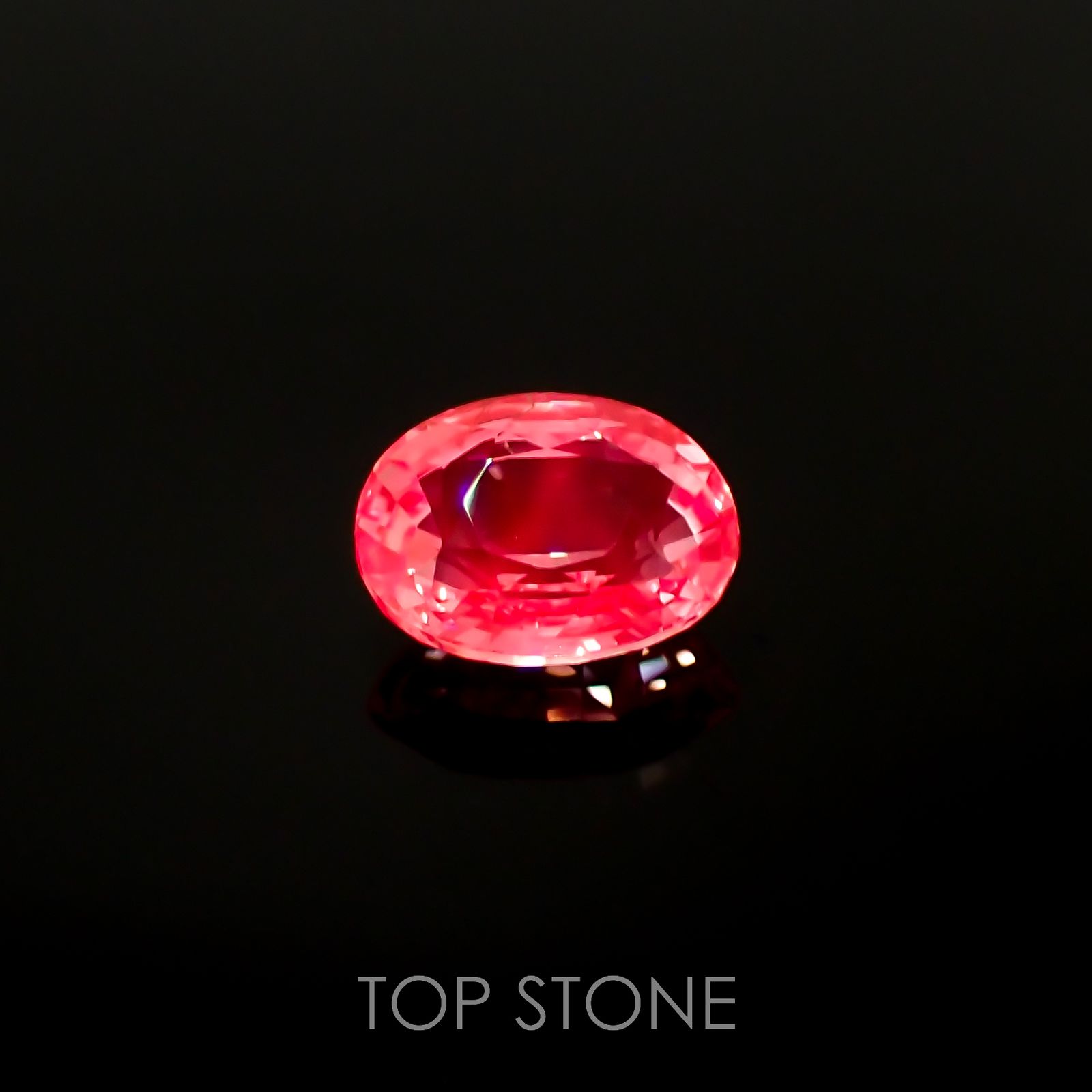 パパラチャサファイア(宝石名サファイア/別名パパラチャ・サファイア)スリランカ産 3.398ct 日独鑑付[220616443]9.96x7.43mm前後