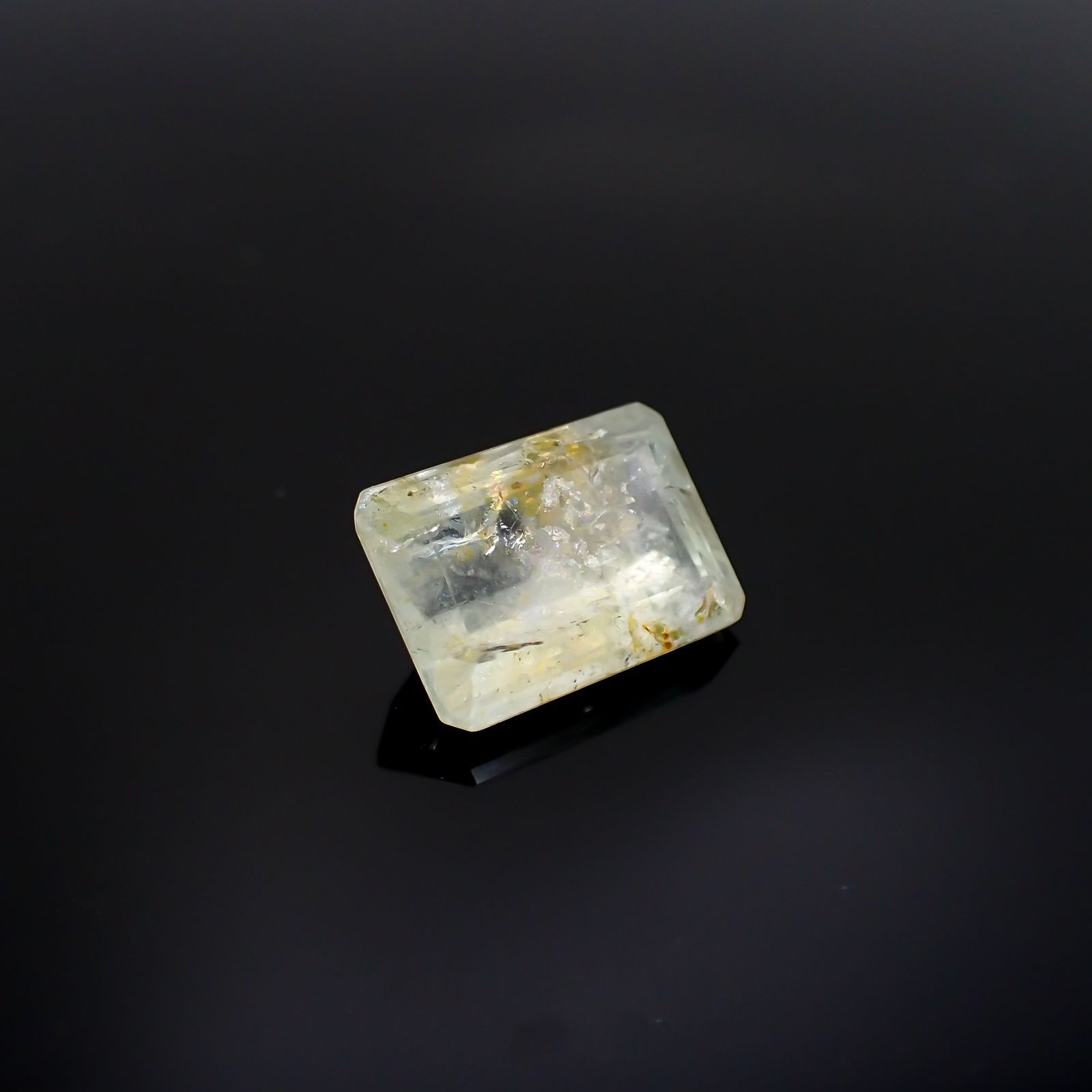 オーロラアクアマリン ブラジル産 6.39ct[220114409]13.9x9.9mm前後