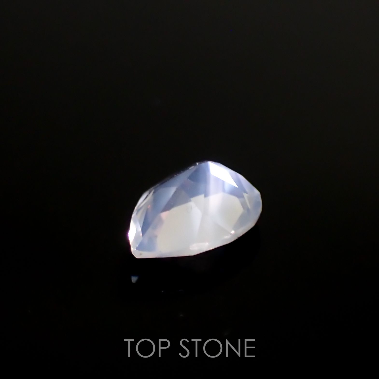 ムーンストーン(宝石名ムーンストーン)インド/スリランカ産 0.58ct 識別済[211113669]7.1x5mm前後