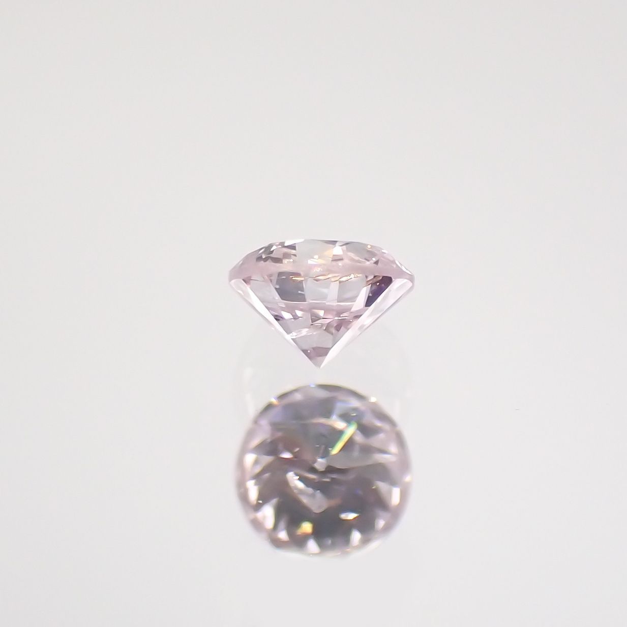 ピンクダイヤモンド(宝石名ダイヤモンド) I-1 / FANCY LIGHT PINK PURPLE 0.082ct ソ付(CGL)[210812228]2.6×2.7mm前後