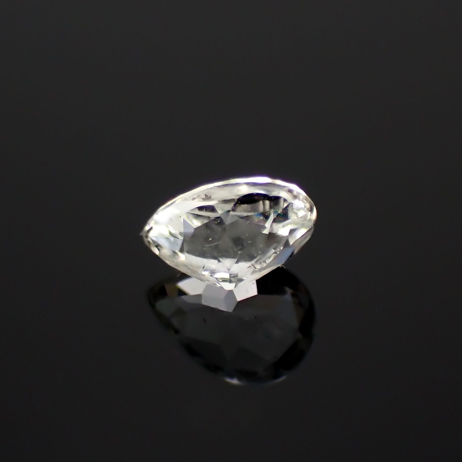 リューコガーネット ビルマ産 0.17ct[230421412]3.9x2.8mm前後
