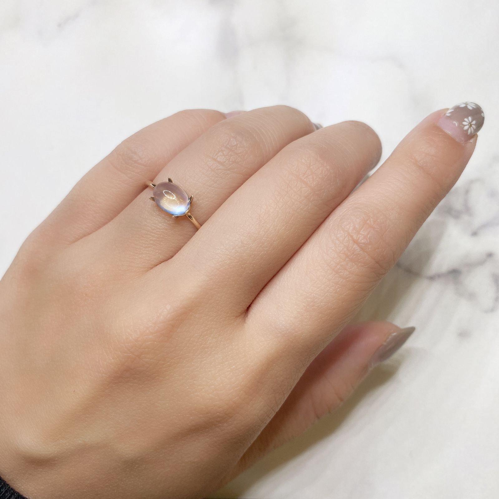 ムーンストーン(宝石名ムーンストーン) インド/スリランカ産 1.32ct 識別済[210812753]8×5.9mm前後