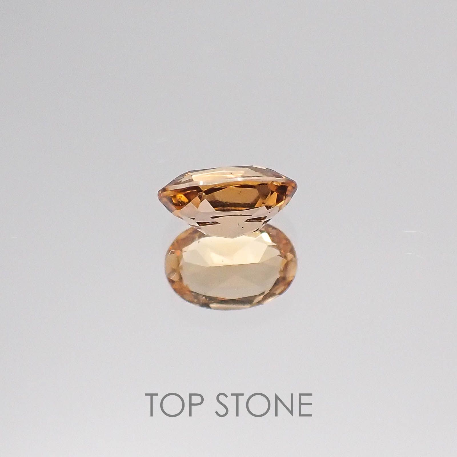 インペリアルトパーズ ブラジル産 ルース 0.35ct[20084380]5.2×3.5mm前後
