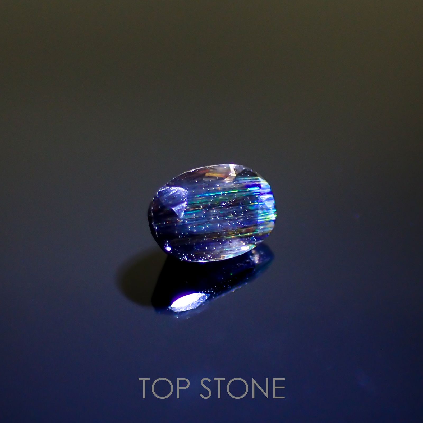 レインボースキャポライト ブラジル産 0.45ct[220616184]5.8x3.9mm前後