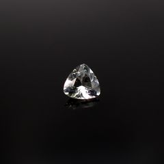 アクロアイト ナイジェリア産 0.29ct / 4.6x4.5mm前後 [251231357]