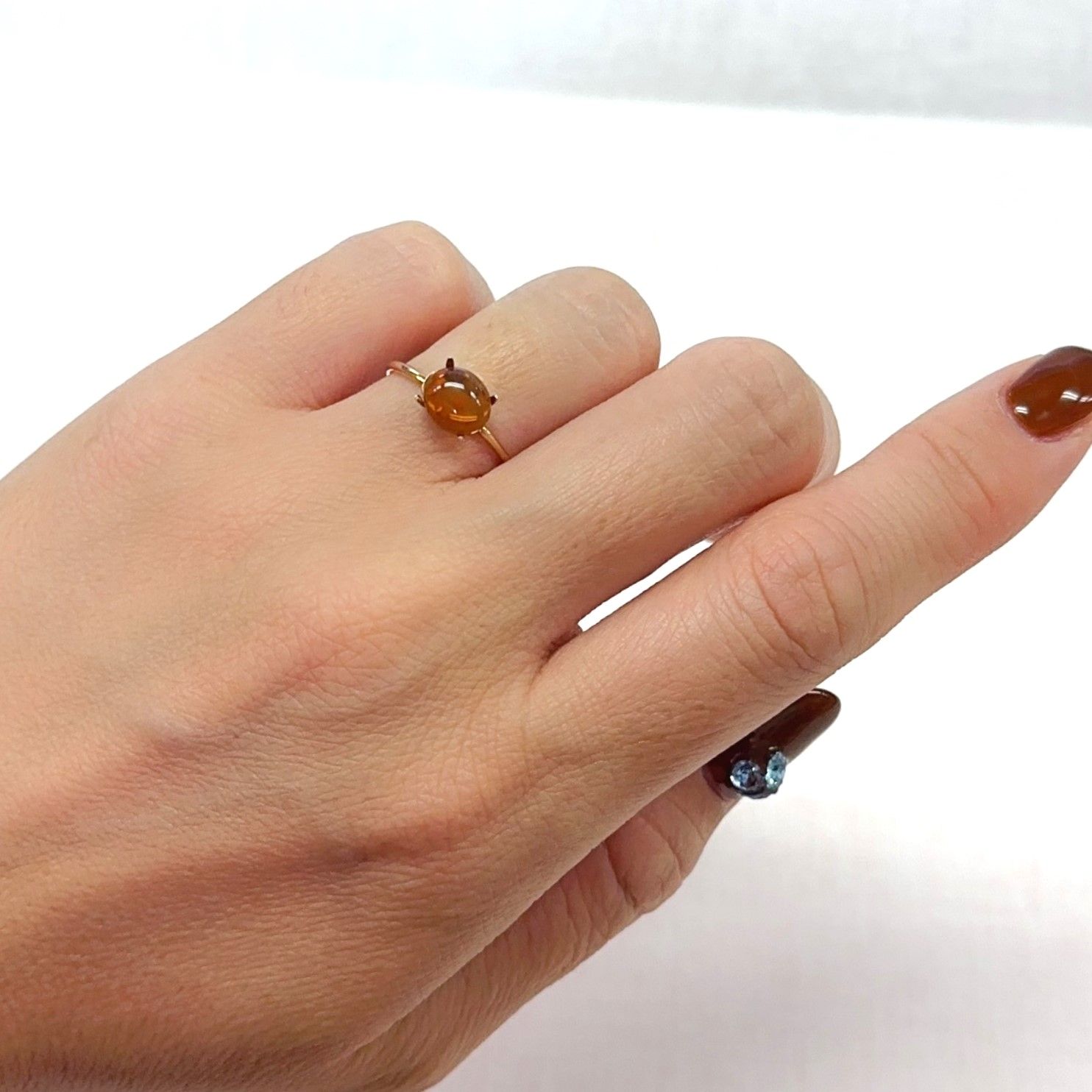 ファイヤーオパール(宝石名ファイヤー・オパール)メキシコ産 0.79ct 識別済[231023916]7.4x6.4mm前後
