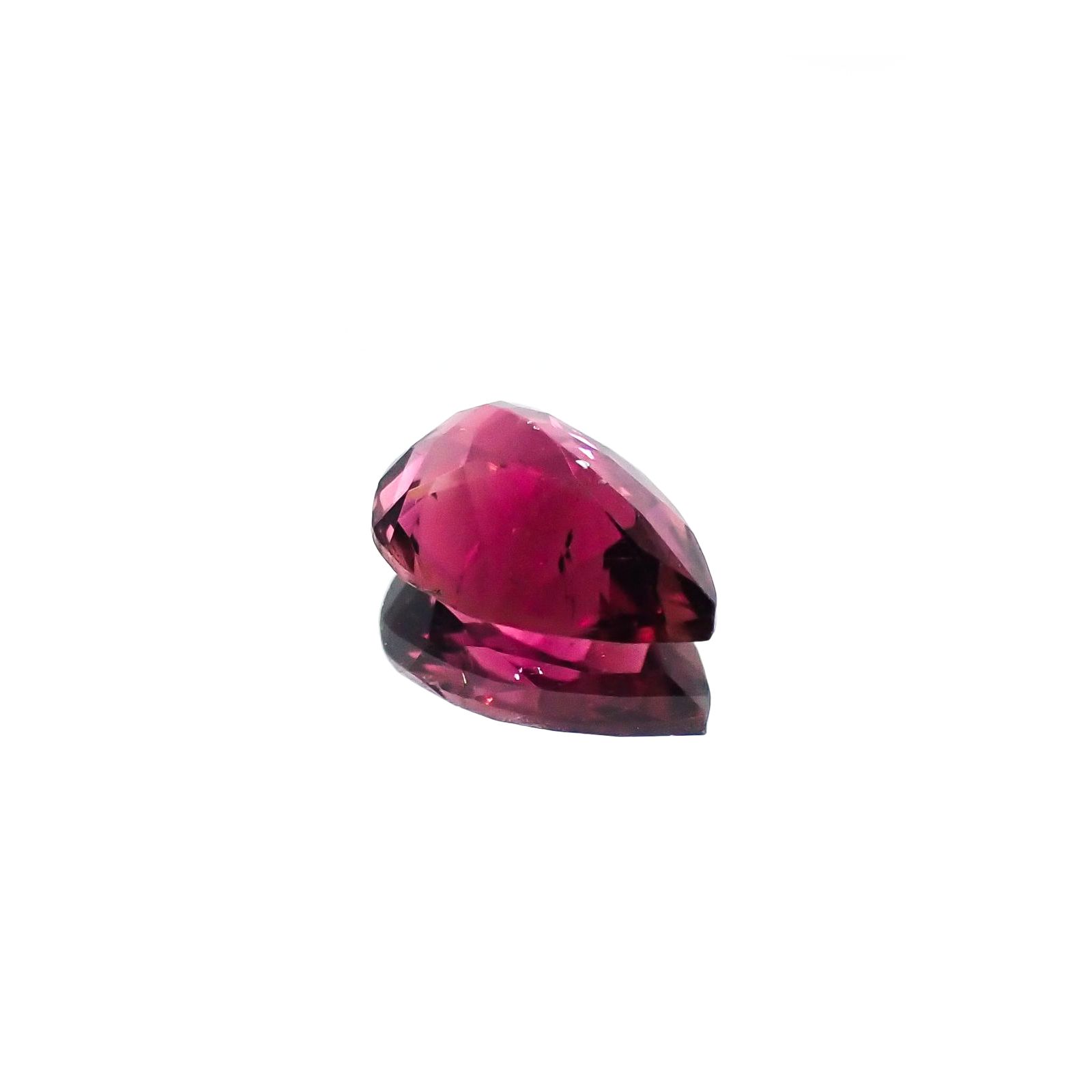 パープルトルマリン(宝石名パープル・トルマリン)ブラジル産 識別済 0.98ct / 8.1x5.8mm前後 [260323895]