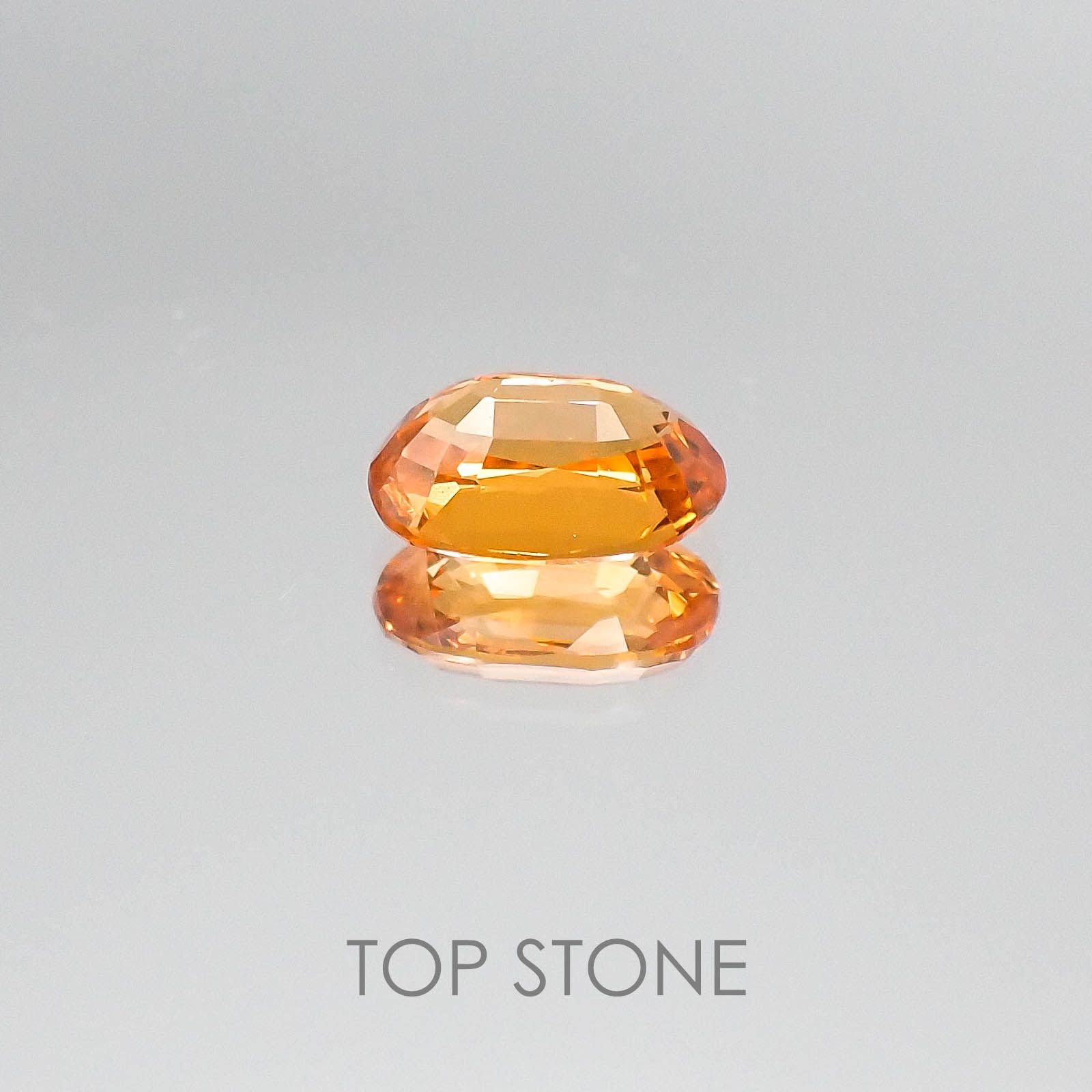 スペサルティンガーネット マンダリンオレンジカラー(宝石名スペサルティン・ガーネット)ナイジェリア産 1.05ct 識別済[220817246]7.1x4.7mm前後
