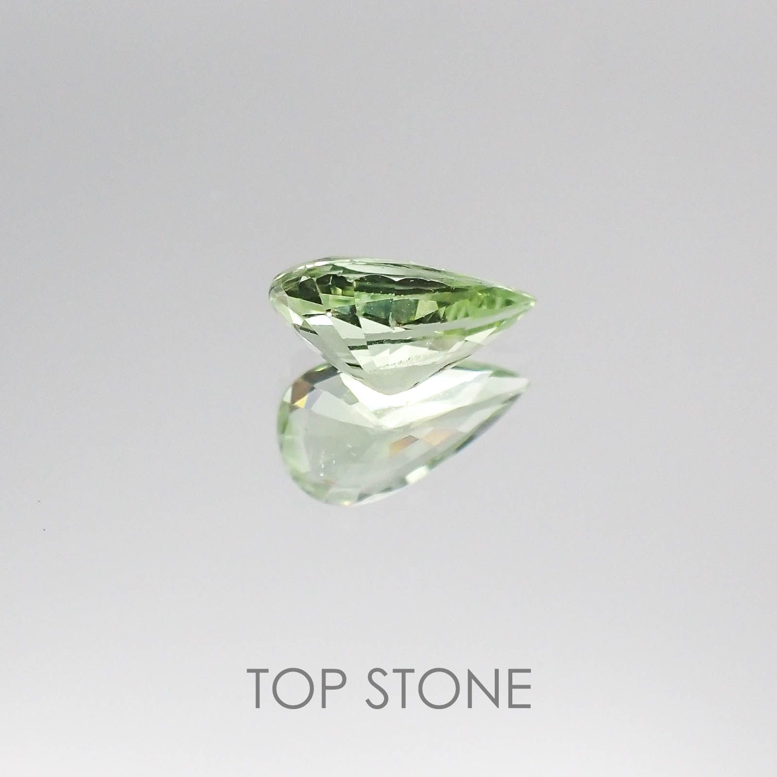 ミントガーネット(宝石名グリーン グロッシュラー・ガーネット) タンザニア産 1.09ct 識別済[20074260]8.9×5.1mm前後