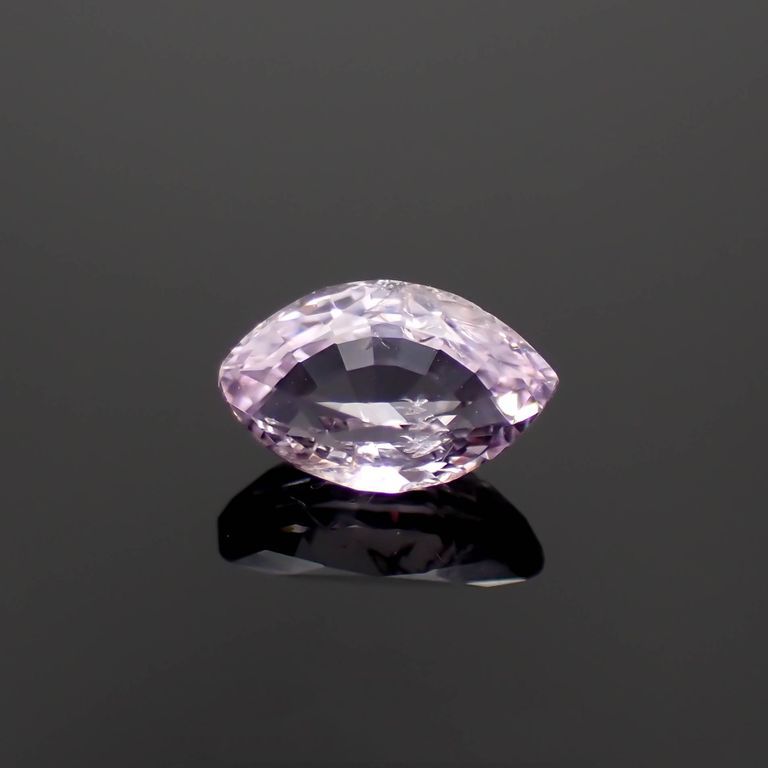 ターフェアイト(宝石名ターフェアイト)スリランカ産 0.468ct 日独鑑付[221119082]6.12x3.96mm前後