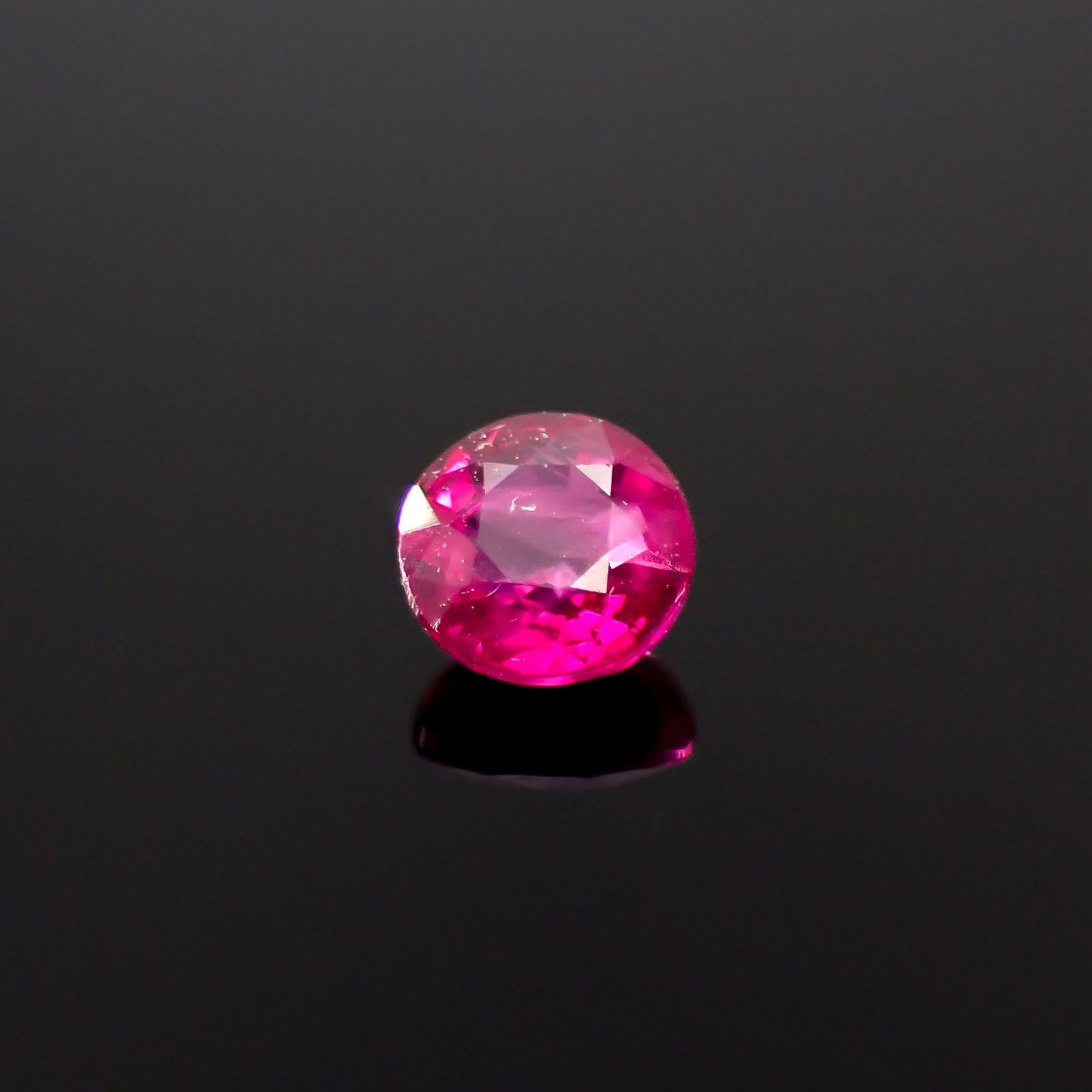 ルビー ビルマ産 0.30ct[240628051]3.7x3.7mm前後