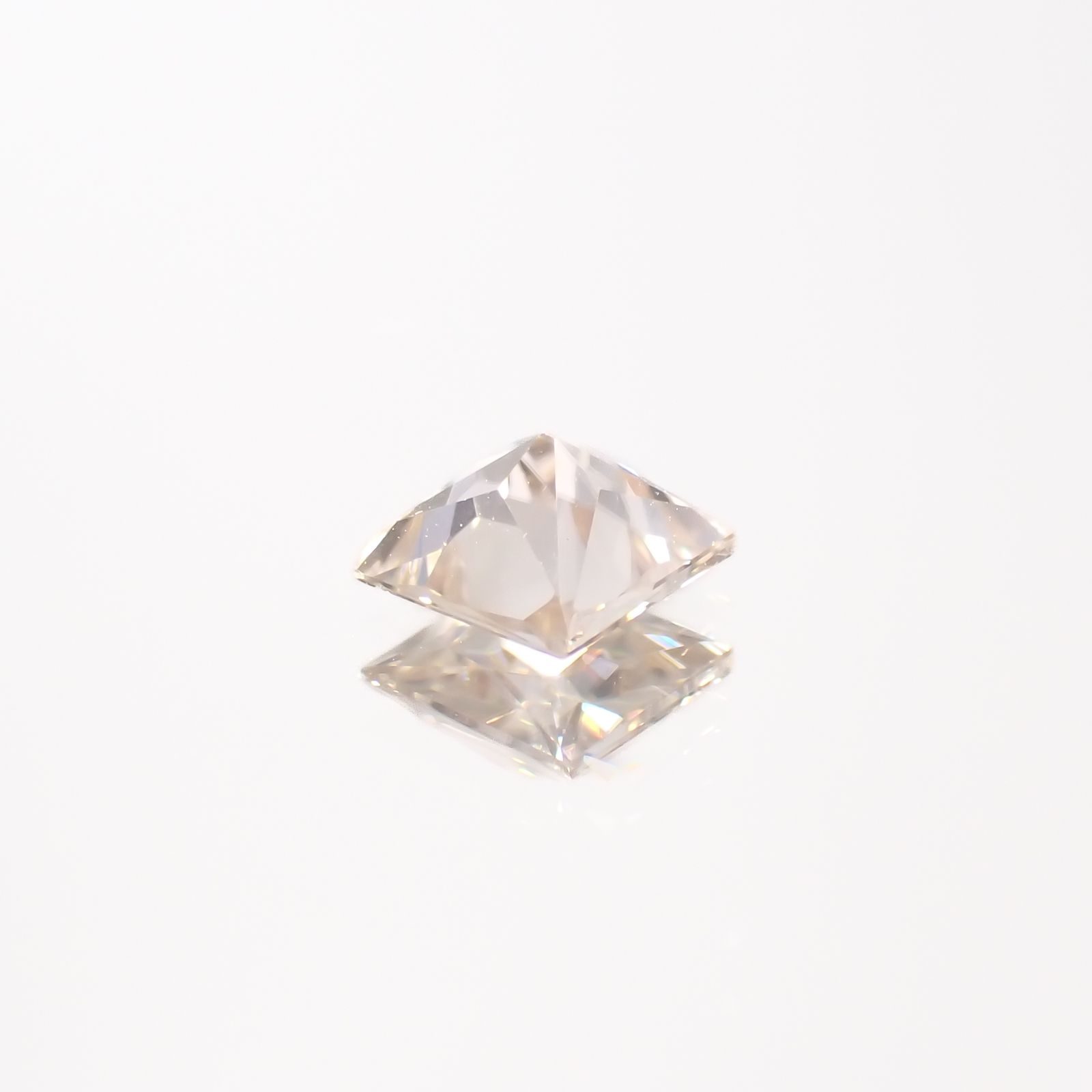 ◇プリンセスカット◇シャンパンカラージルコン スリランカ/カンボジア産 0.56ct[230421643]4.3x4.2mm前後