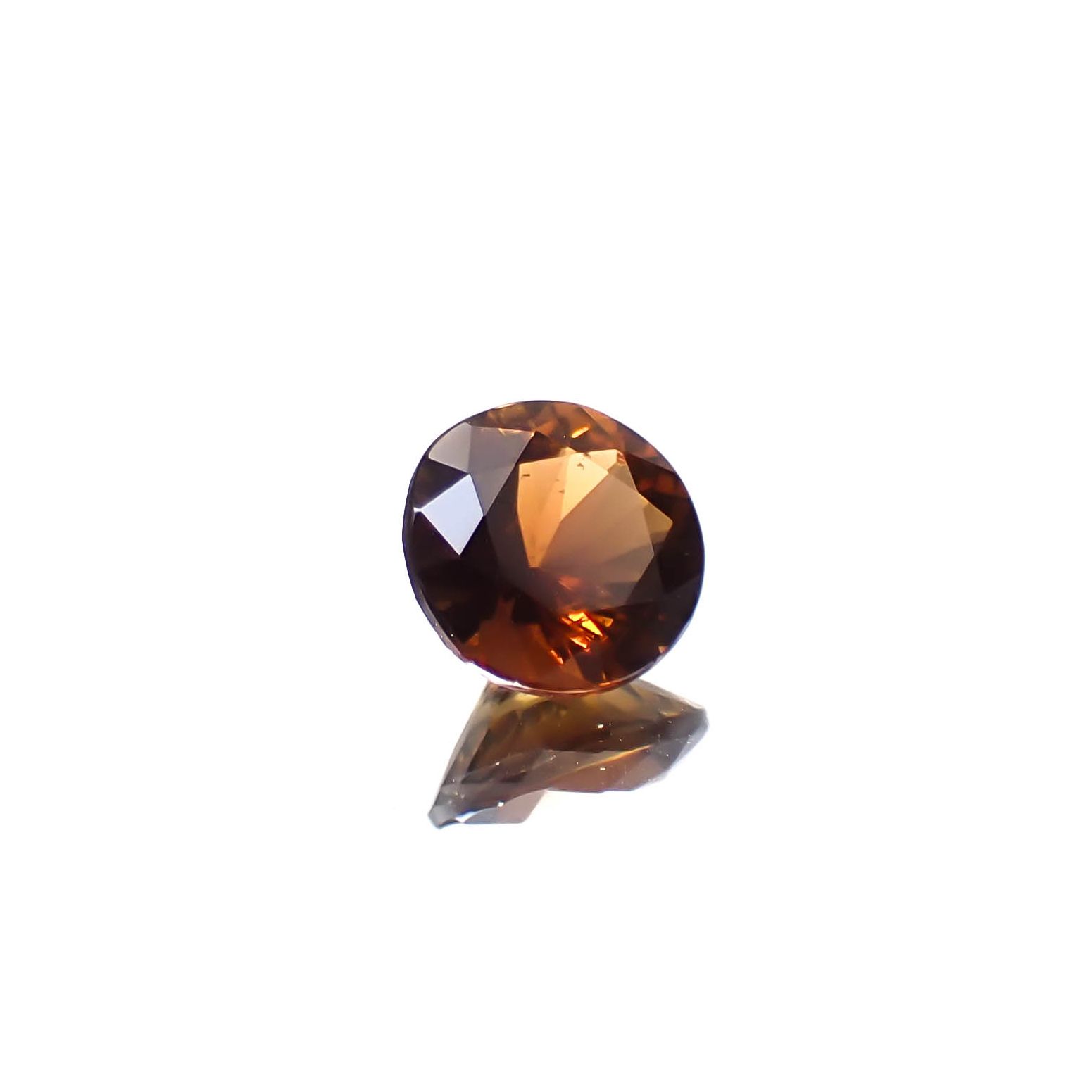 パーガサイト(宝石名パーガサイト)マダガスカル産 0.856ct ソ付(彩珠)[250430294]6.3x6.1mm前後