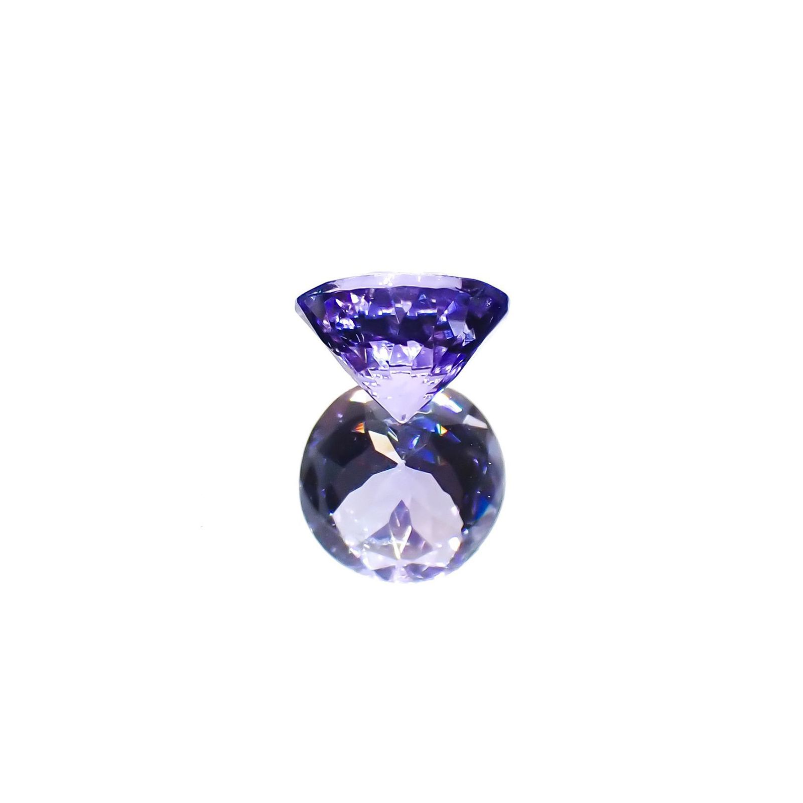 タンザナイト(宝石名タンザナイト)タンザニア産 0.61ct 識別済[230120197]5.5x5.4mm前後