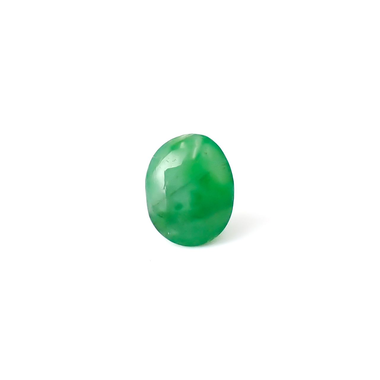 翡翠 ビルマ産 0.66ct / 6.4x5mm前後 [260532118]