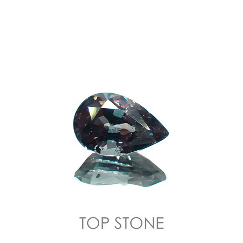 カラーチェンジガーネット アレキタイプ(宝石名ガーネット)マダガスカル・ベキリー産 0.80ct 識別済[221219613]7.1x4.6mm前後