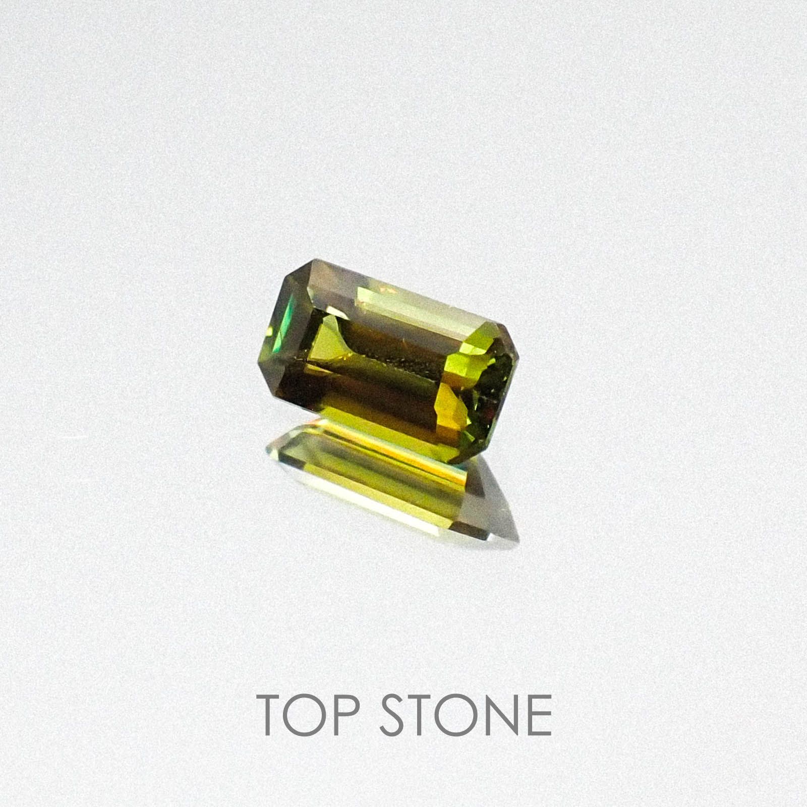 スフェーン パキスタン産 ルース 0.27ct[20084496]5.2×2.8mm前後