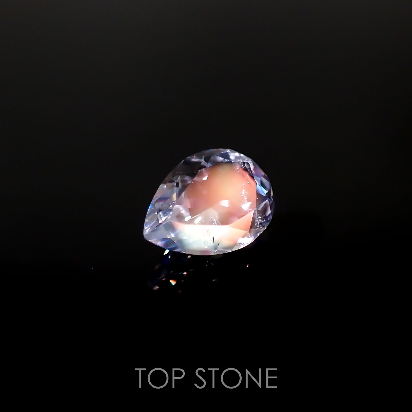 レインボームーンストーン(宝石名ラブラドライト)タンザニア産 1.02ct 識別済[220717202]8.5x6.1mm前後